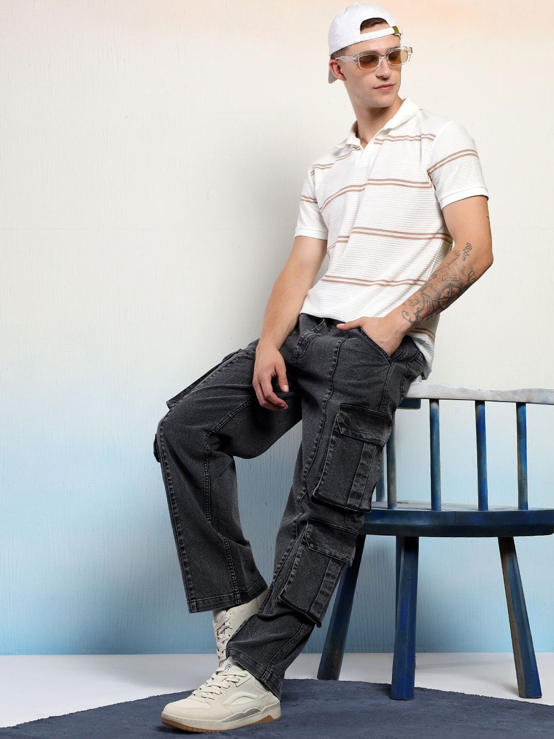 Kotty Men Straight Fit Low-Rise Wrinkle Free Pleated Cargos Trousers