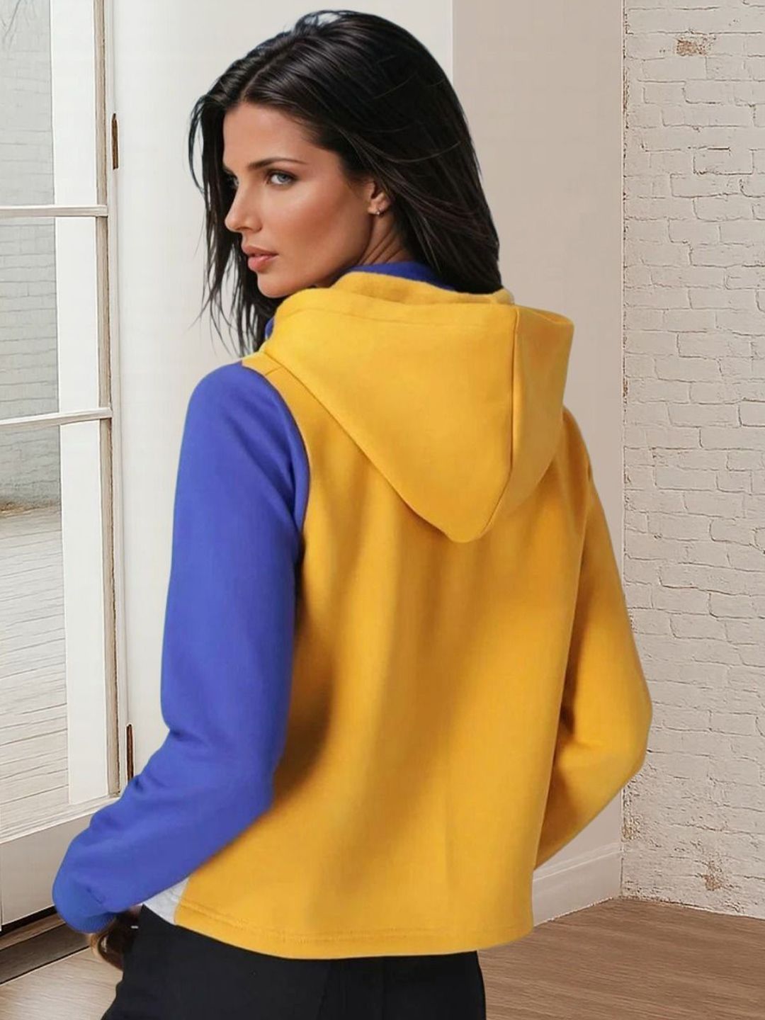 Kotty Women Colourblocked Hooded Sweatshirt