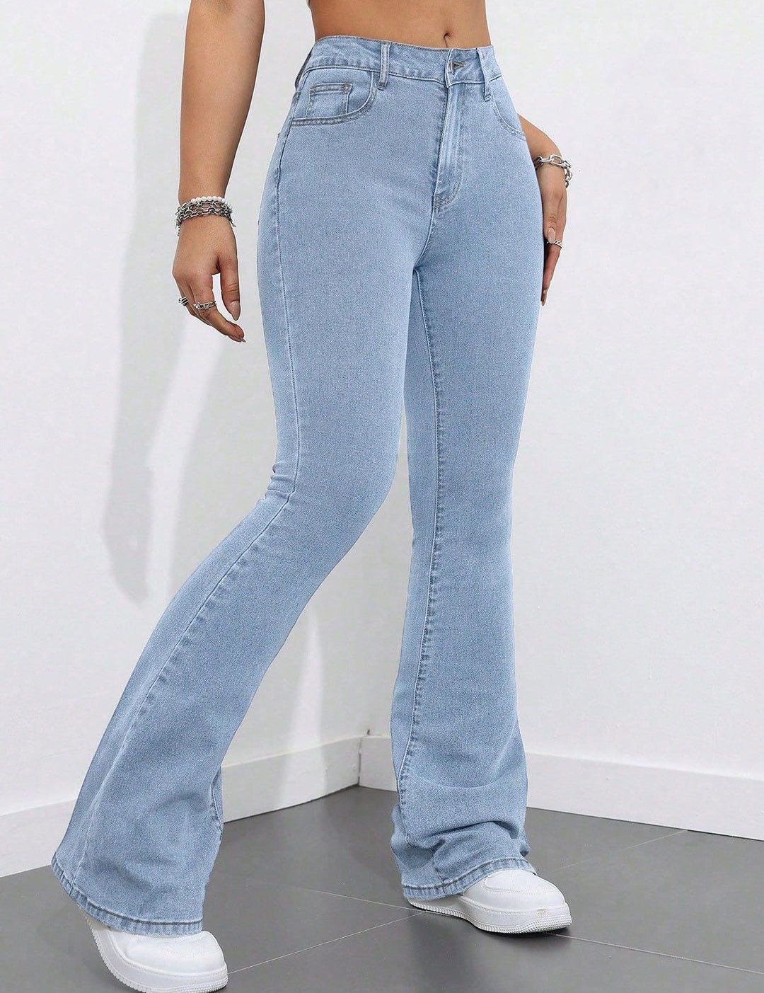 Kotty Women Bootcut High-Rise Stretchable Jeans