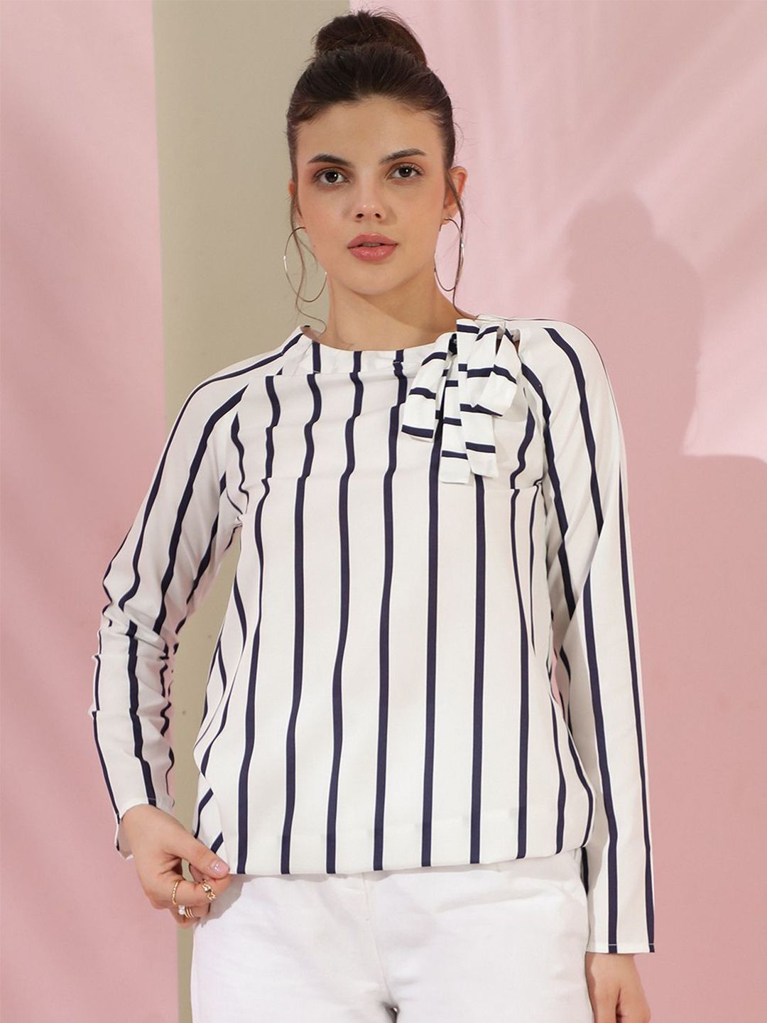 Kotty Women Vertical Striped Round Neck  Top