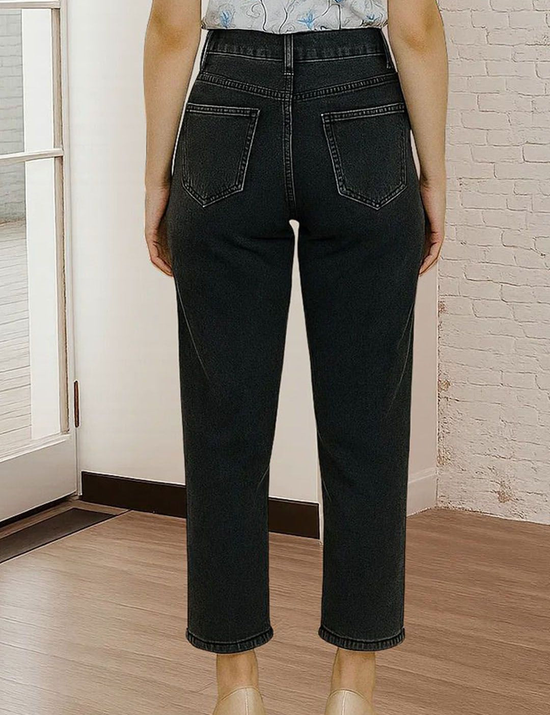 Kotty Women Relaxed Fit High-Rise Slash Knee Stretchable Jeans