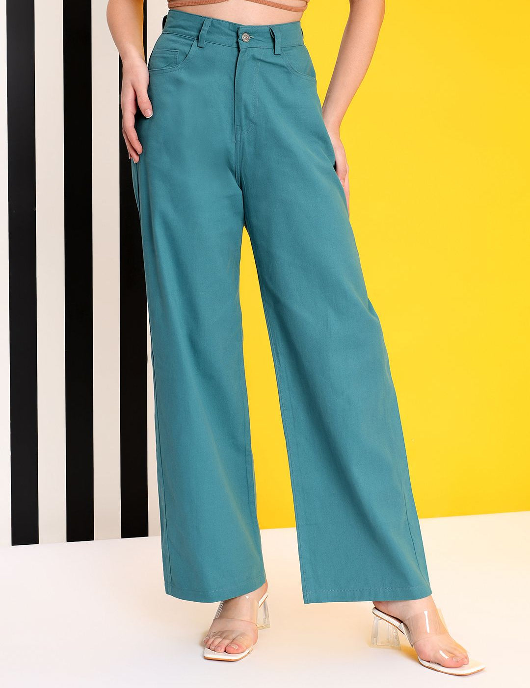 Kotty Women Jean Straight Fit High-Rise Stretchable Jeans