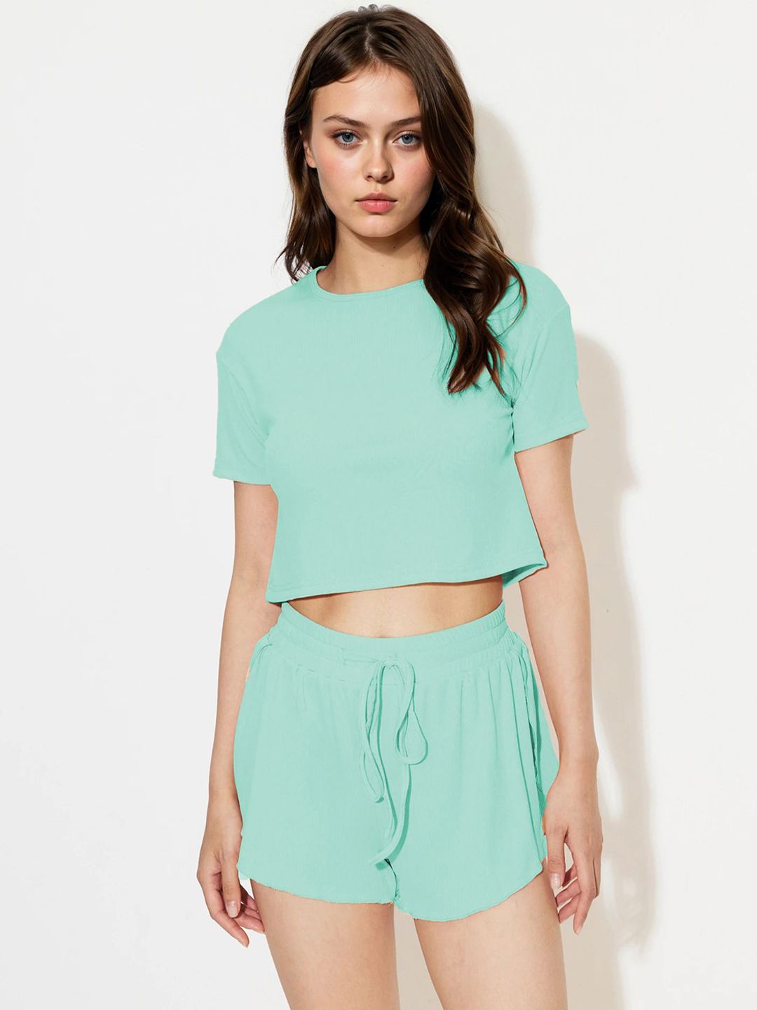 Kotty Round Neck Top With Shorts