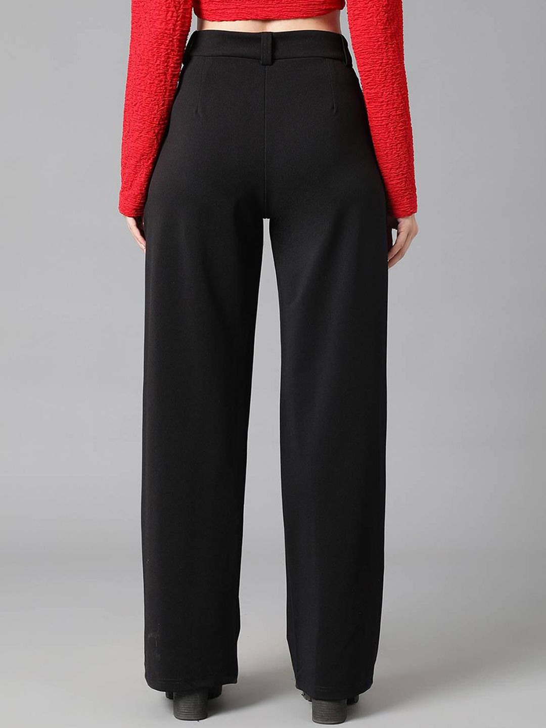 Kotty Women Relaxed Straight Leg High-Rise Trousers