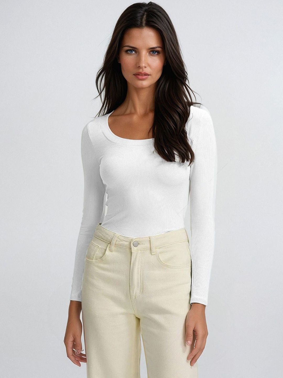 Kotty White and Maroon Scoop Neck T-Shirt with Trouser