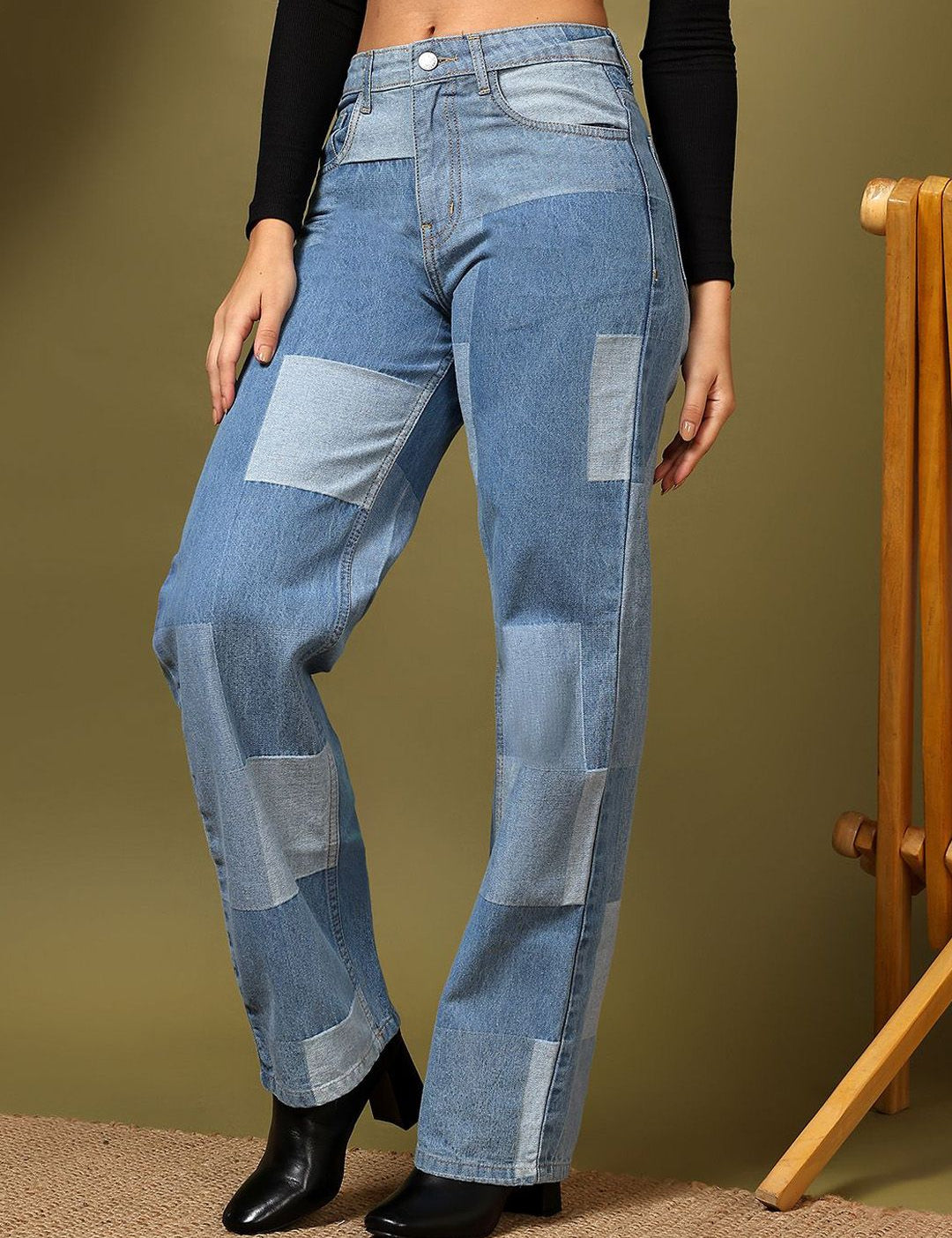 Kotty Women Straight Fit High-Rise Stretchable Jeans