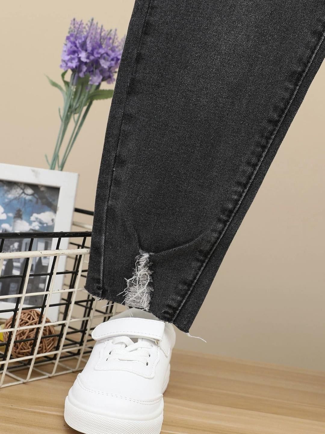 Kotty Girls Heavy Fade Stretchable Jeans