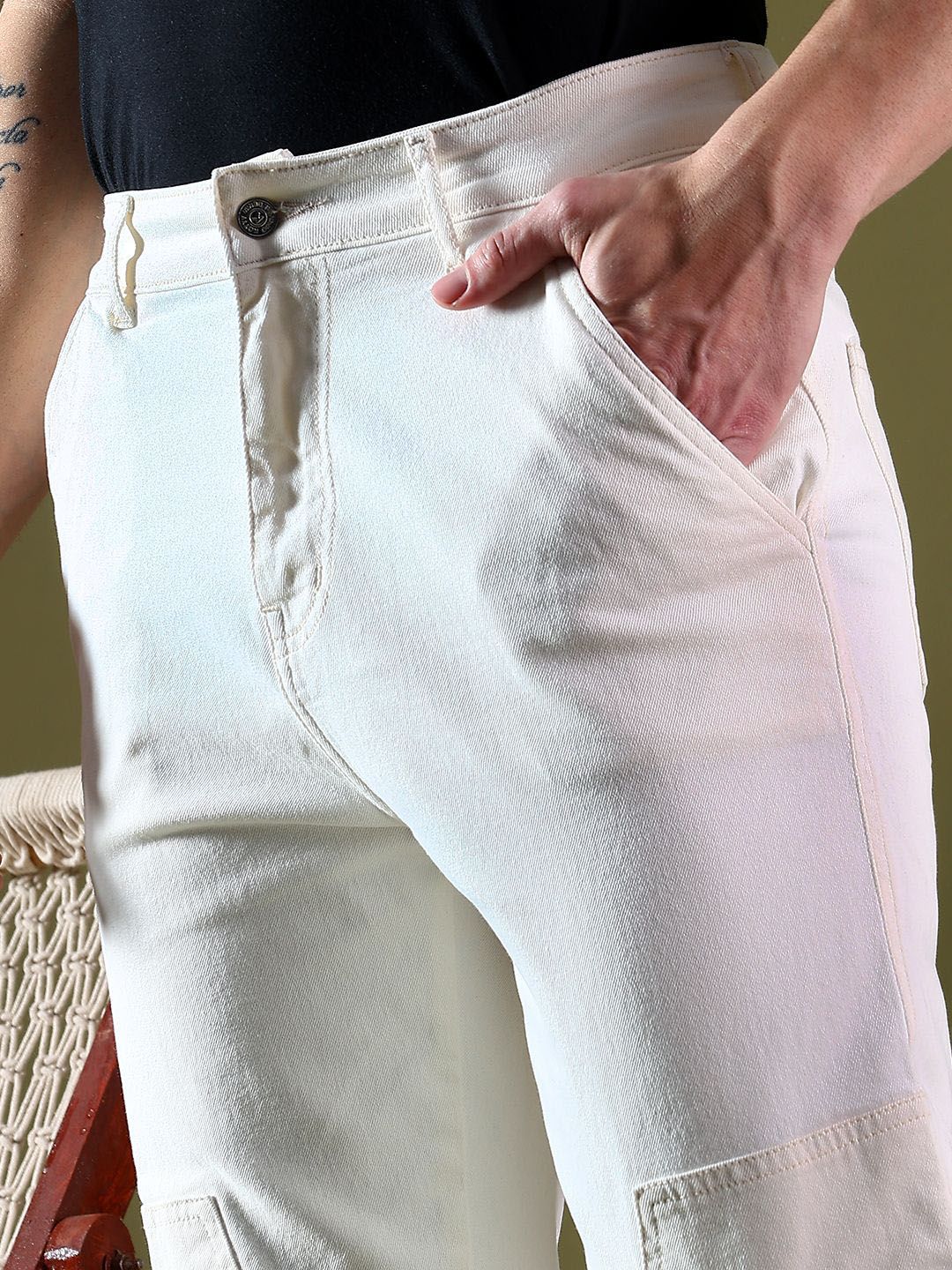 Kotty Men Jean Low-Rise Light Fade Stretchable Jeans