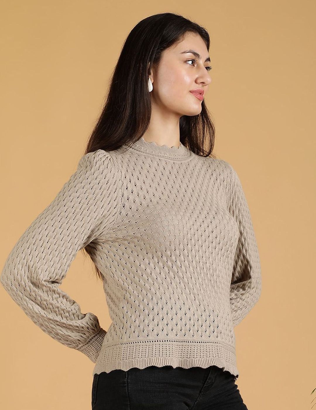 Kotty Women Round Neck Long Sleeves Pullover