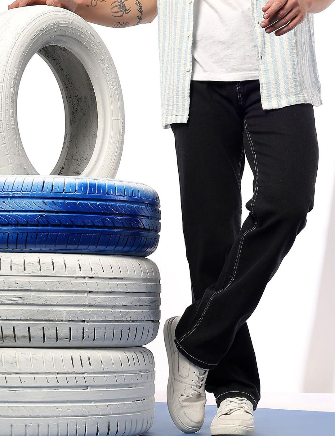 Kotty Men Comfort Fit Mid-Rise Stretchable Jeans