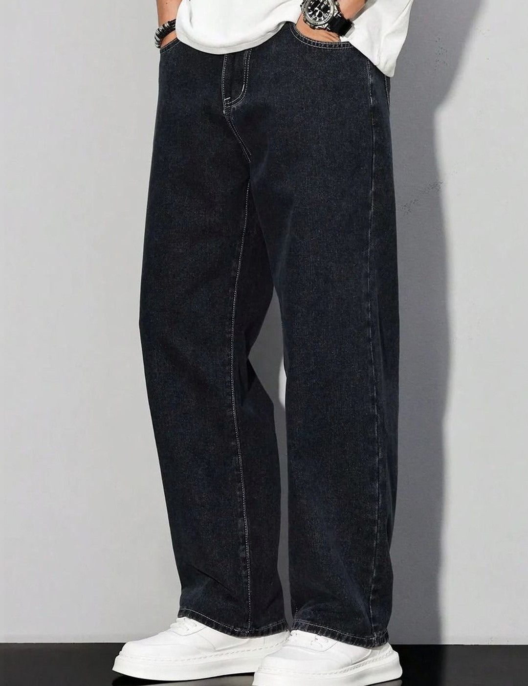 Kotty Men Relaxed Fit Mid Rise Jeans