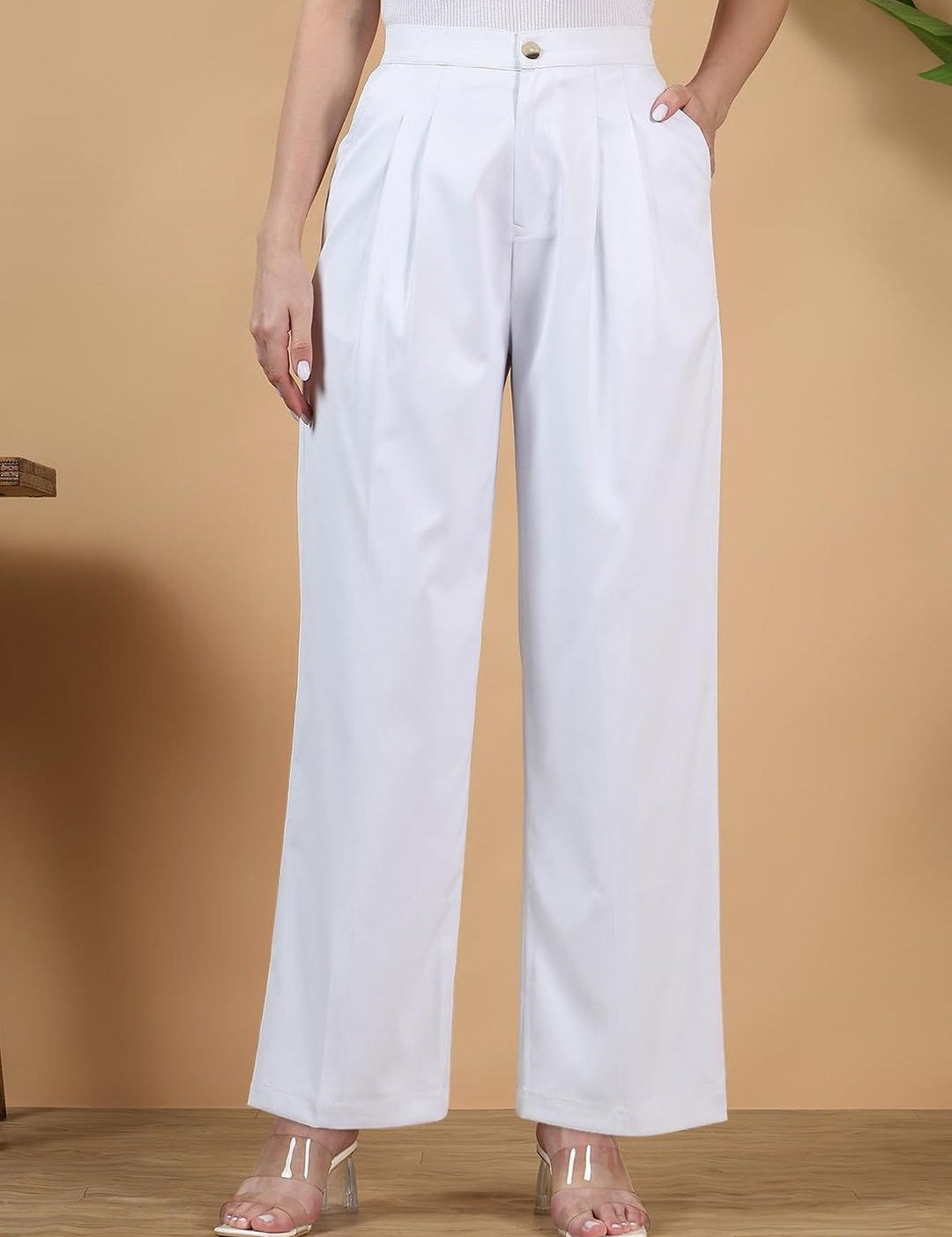 Kotty Women Relaxed Straight Leg High-Rise Trousers