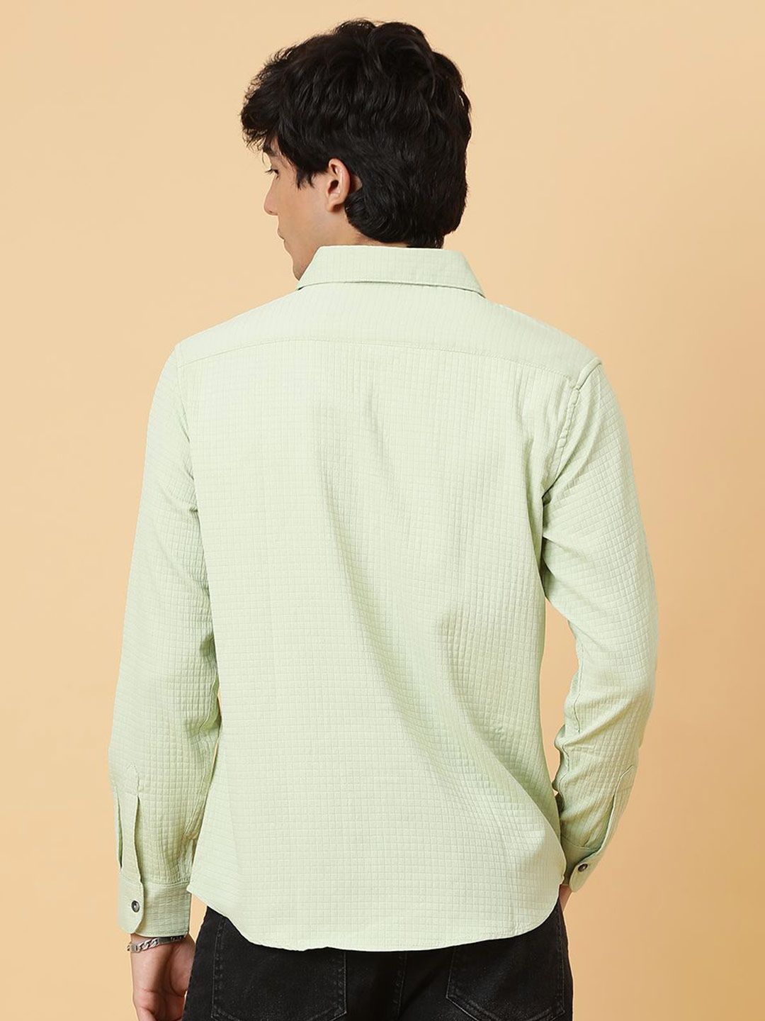 Kotty Men Relaxed Spread Collar Solid Casual Shirt