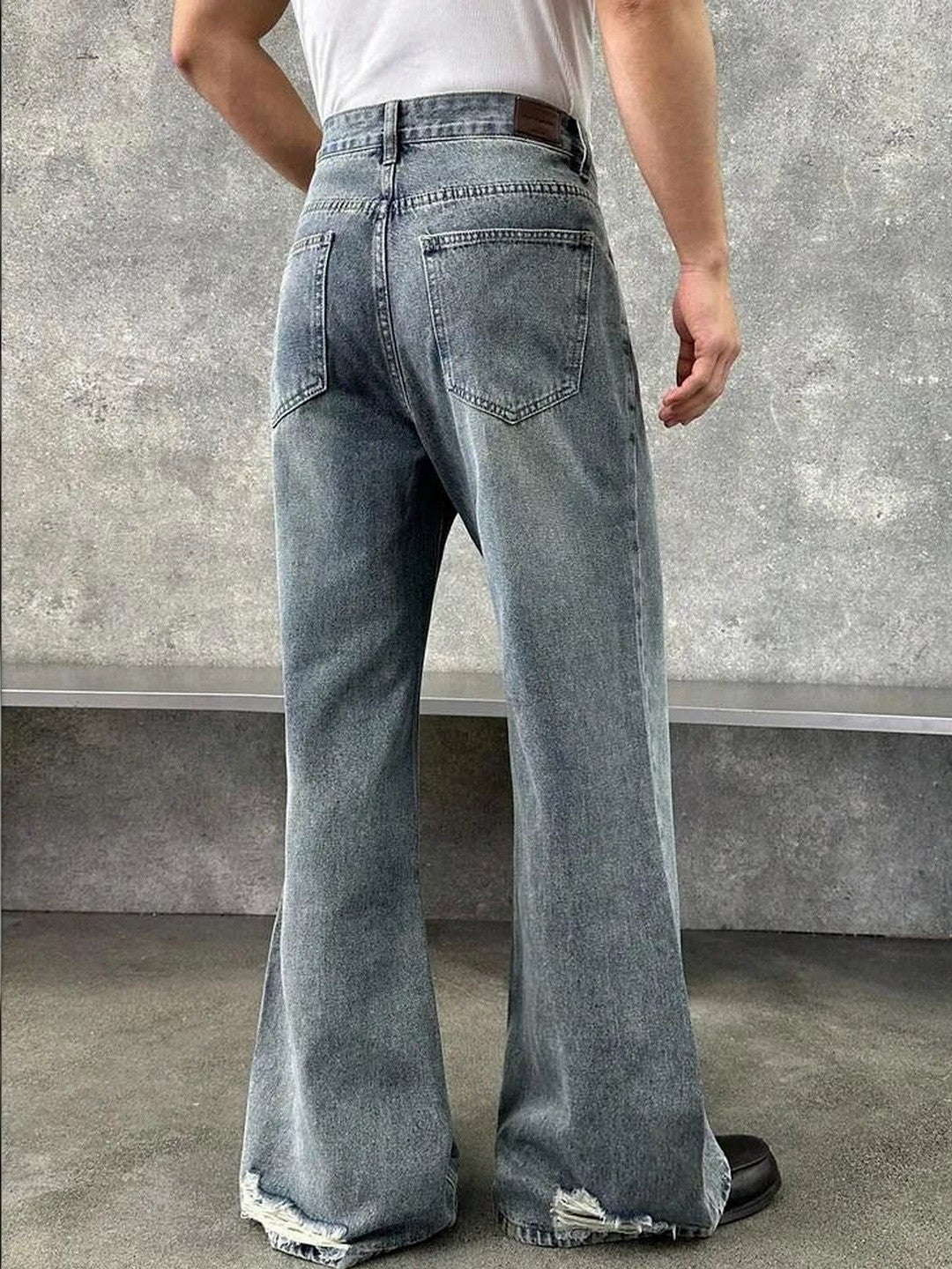 Kotty Men Wide Leg High Rise Light Fade Stretchable Jeans