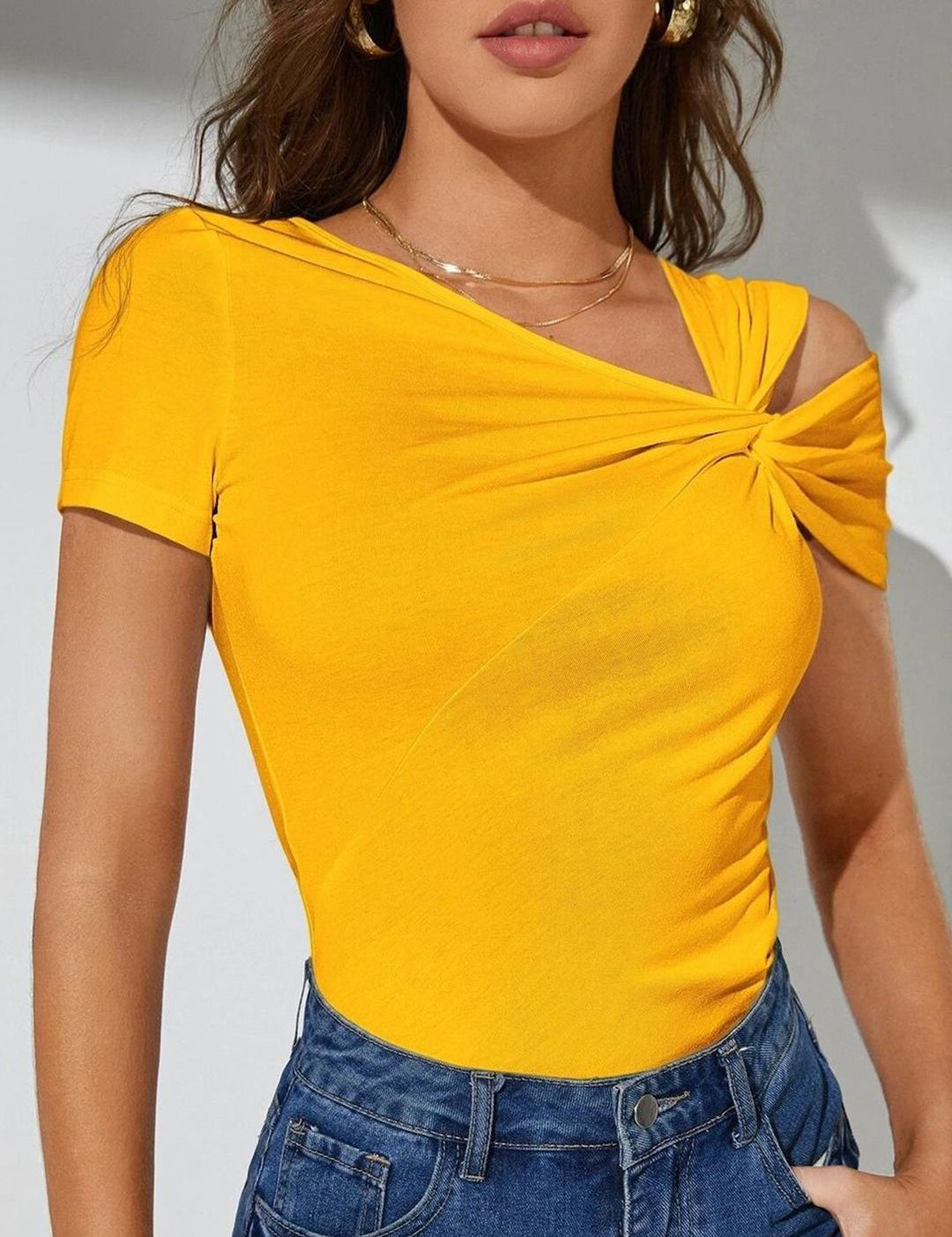 Kotty Women Asymmetric Neck Short Sleeves Fitted Top