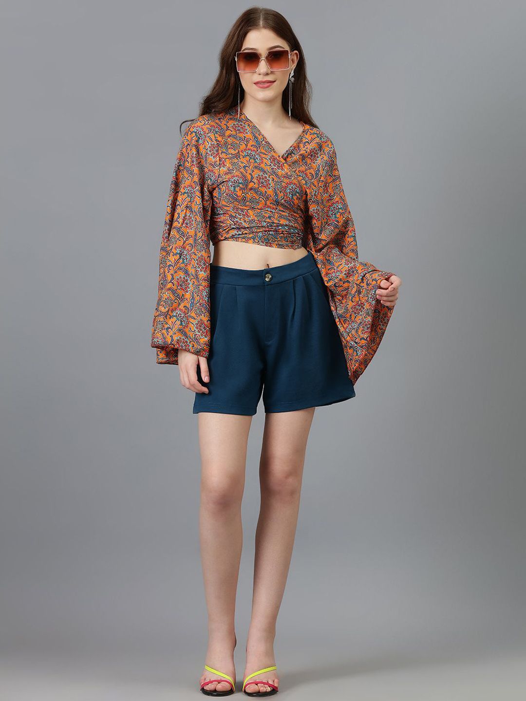 Kotty Women Solid High-Rise Regular Fit Shorts