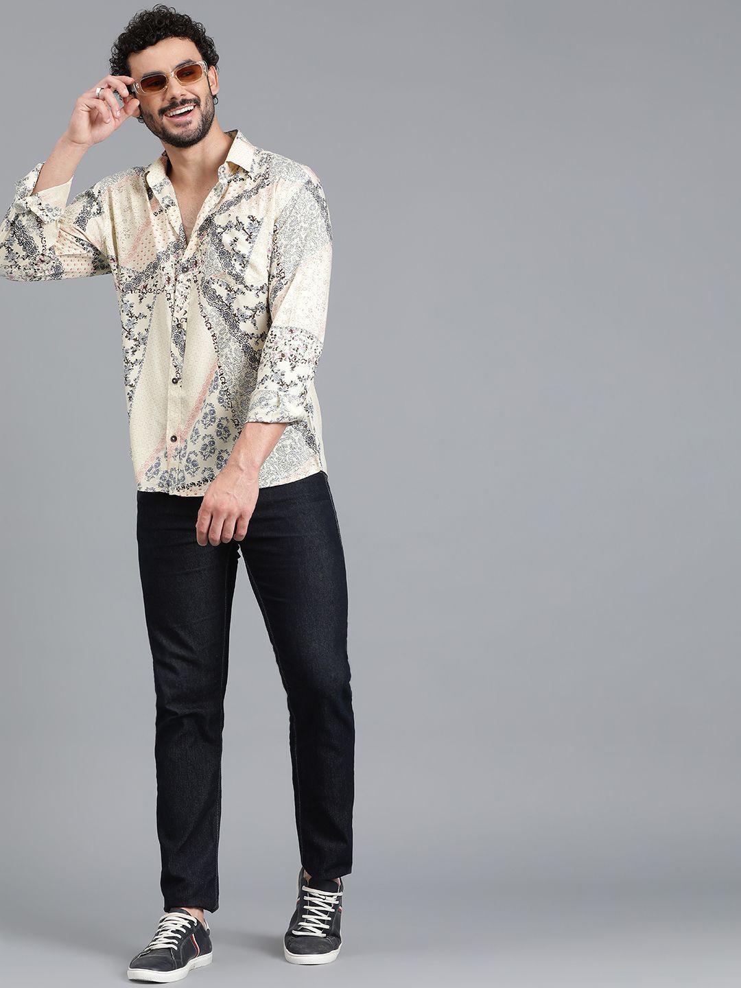 Kotty Men Spread Collar Floral Printed Cotton Casual Shirt