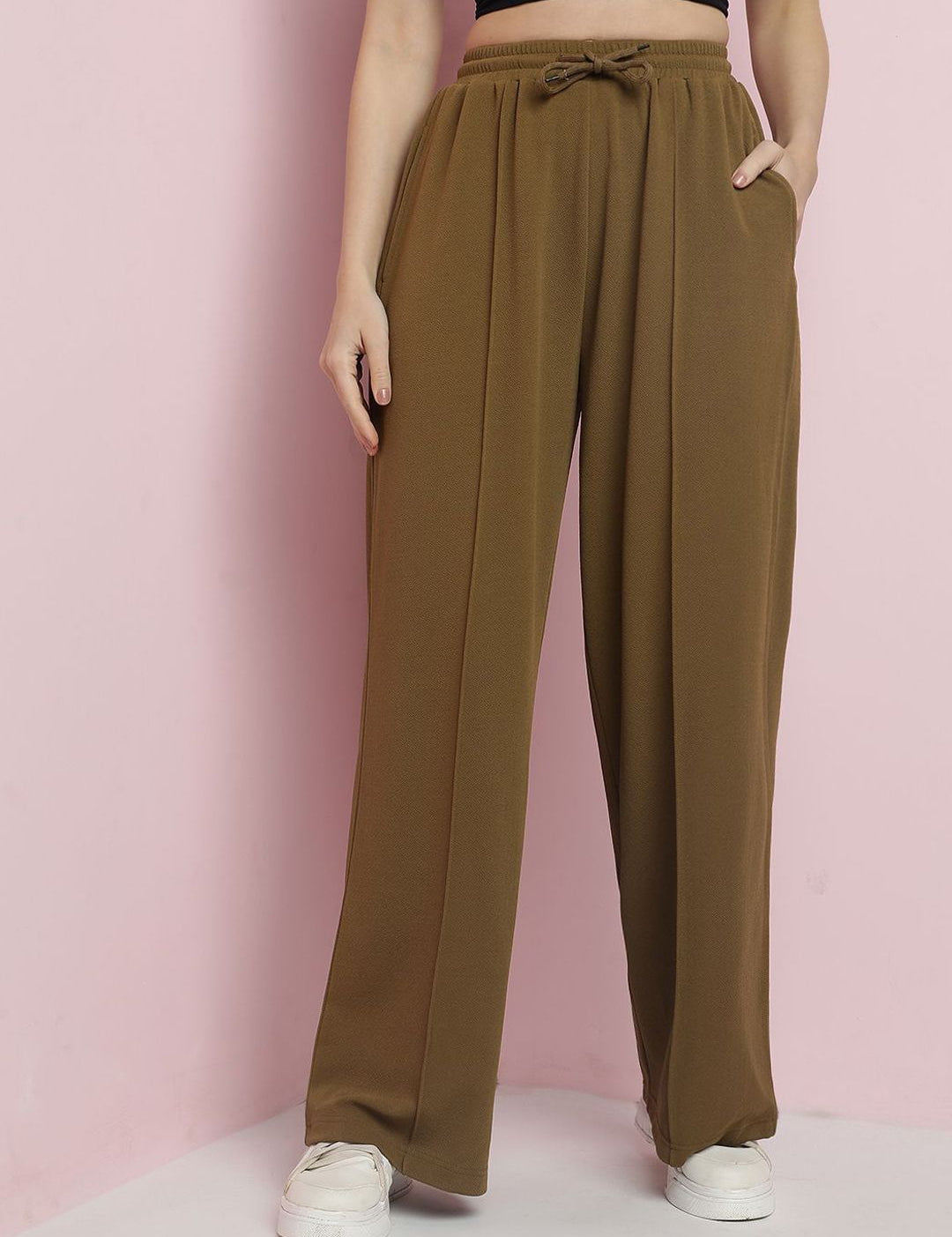 Kotty Women Classic Relaxed High-Rise Pleated Parallel Trousers