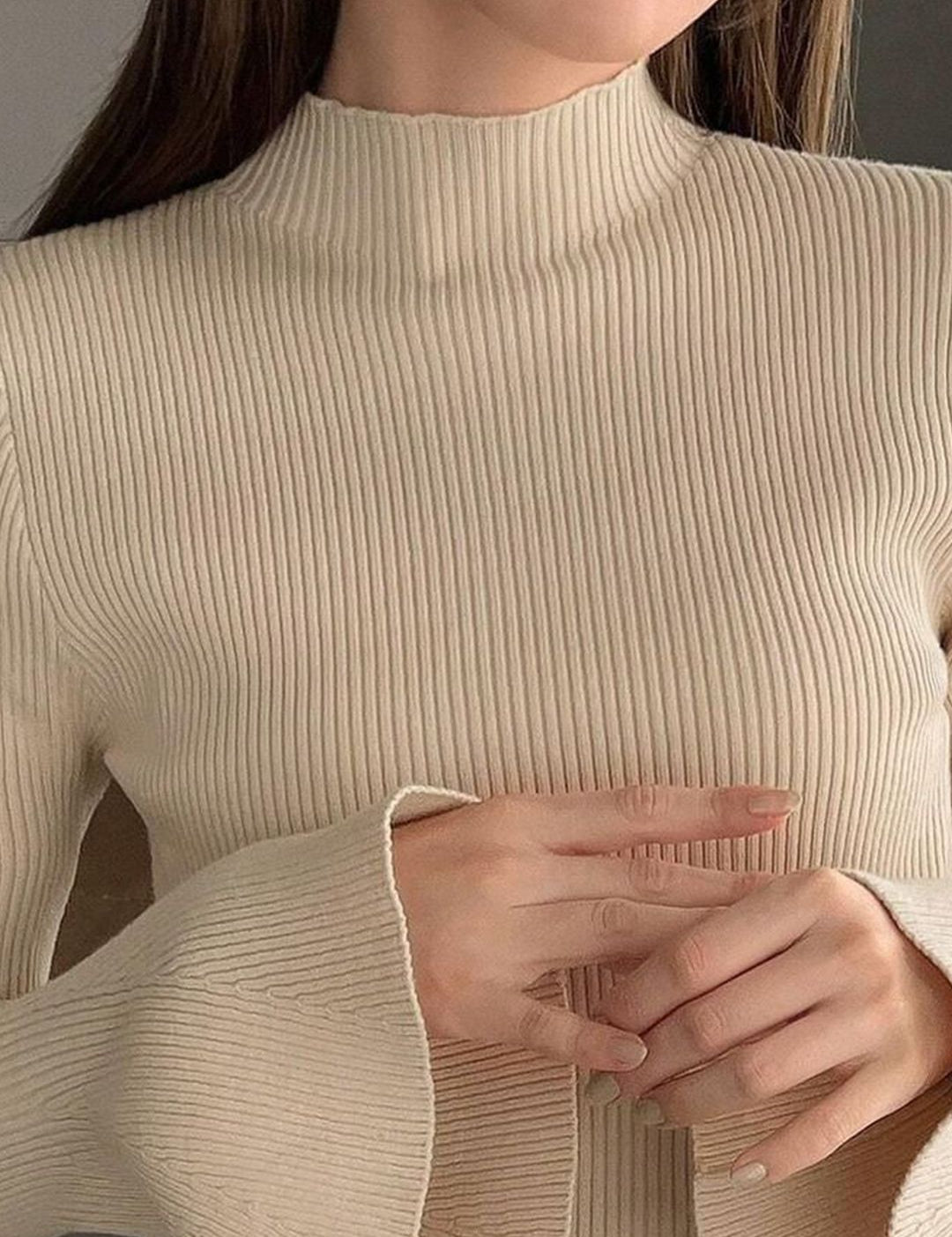 Kotty  Women Flared Sleeve Ribbed Top