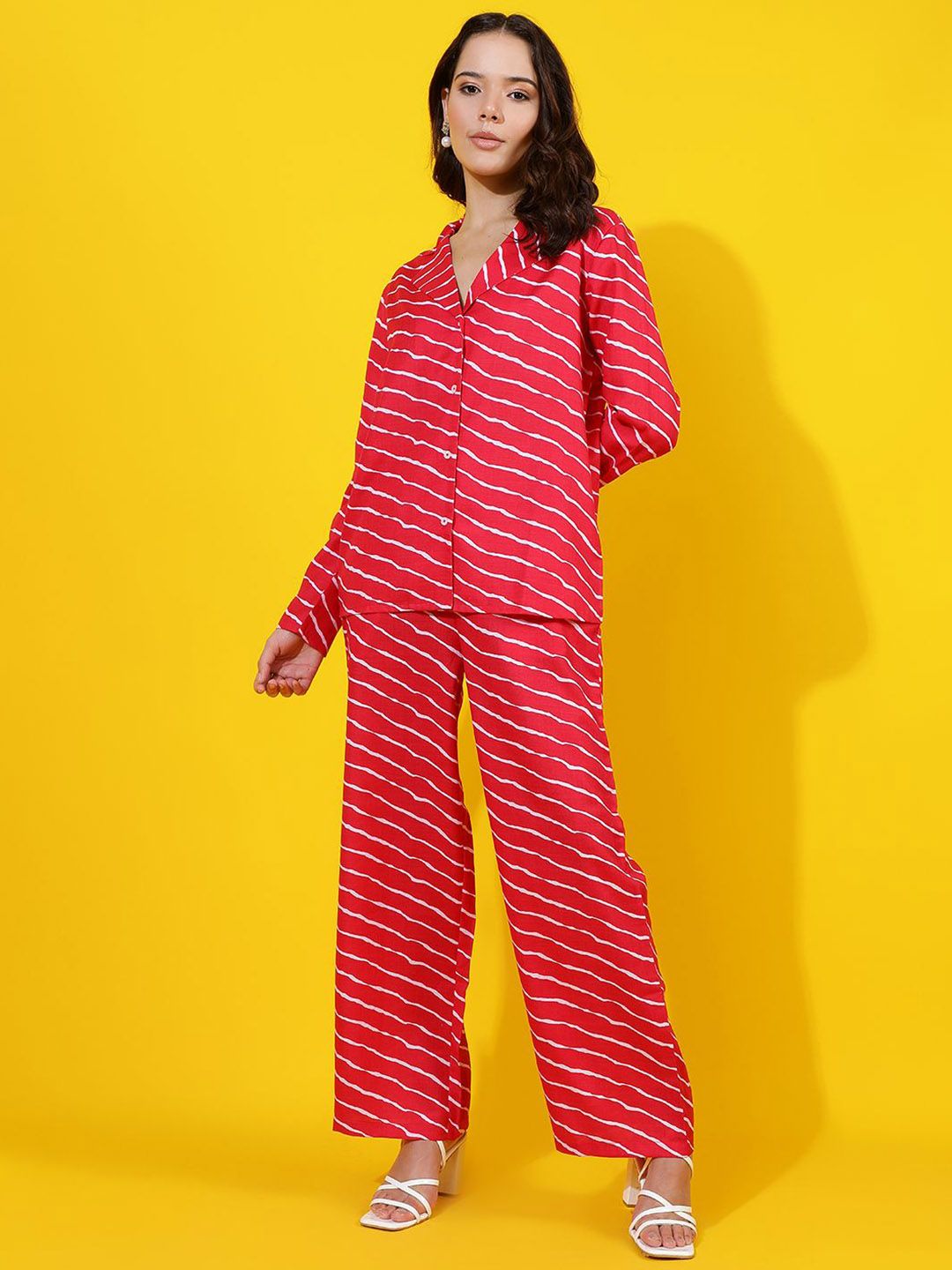 Kotty Abstract Printed Shirt With Trouser 