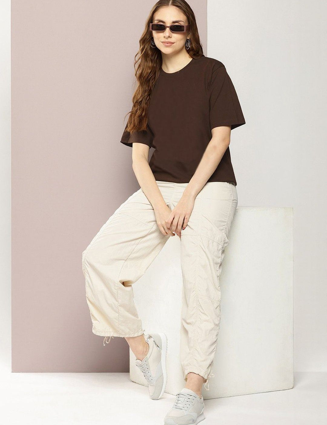 Kotty Round Neck Drop-Shoulder Sleeves Oversized T-shirt