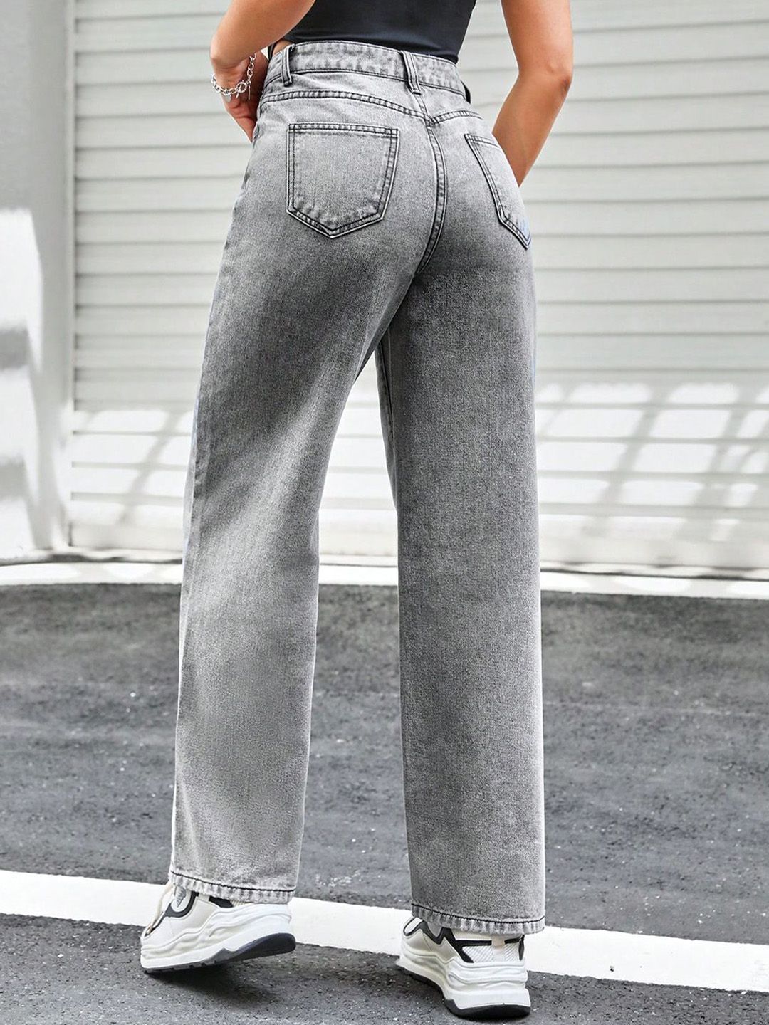 Kotty Women Jean Straight Fit High-Rise Stretchable Jeans