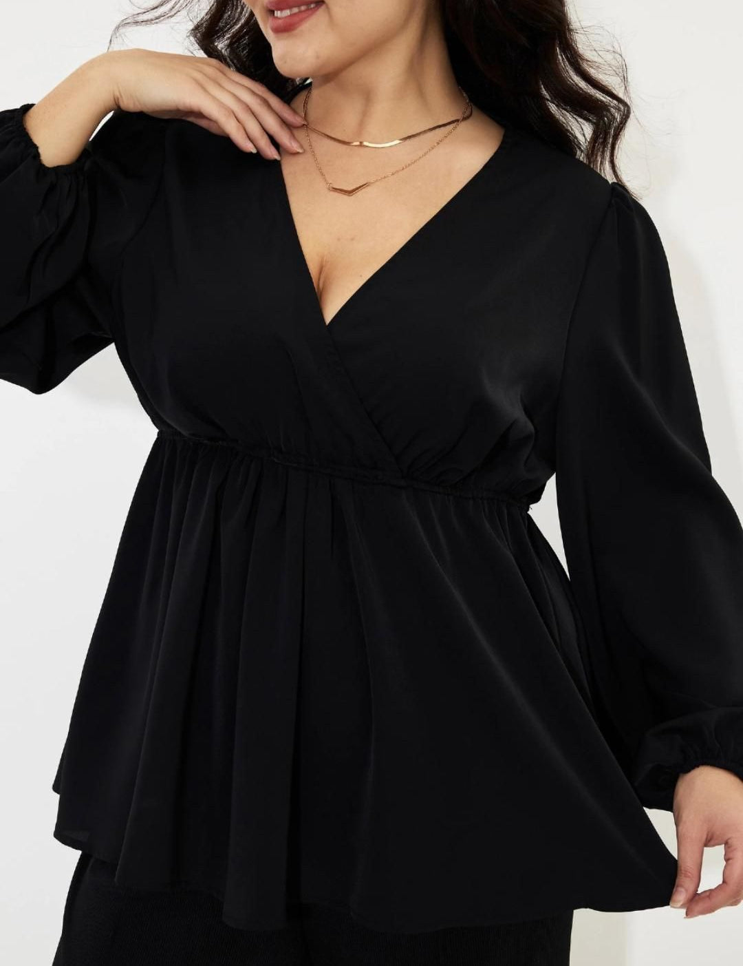 KOTTY Bishop Sleeves Plunge Neck Empire Top