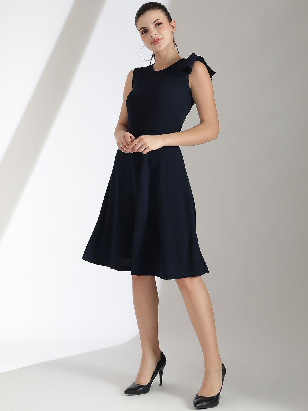 Kotty Solid Round Neck Bow Detailed Fit & Flare Dress