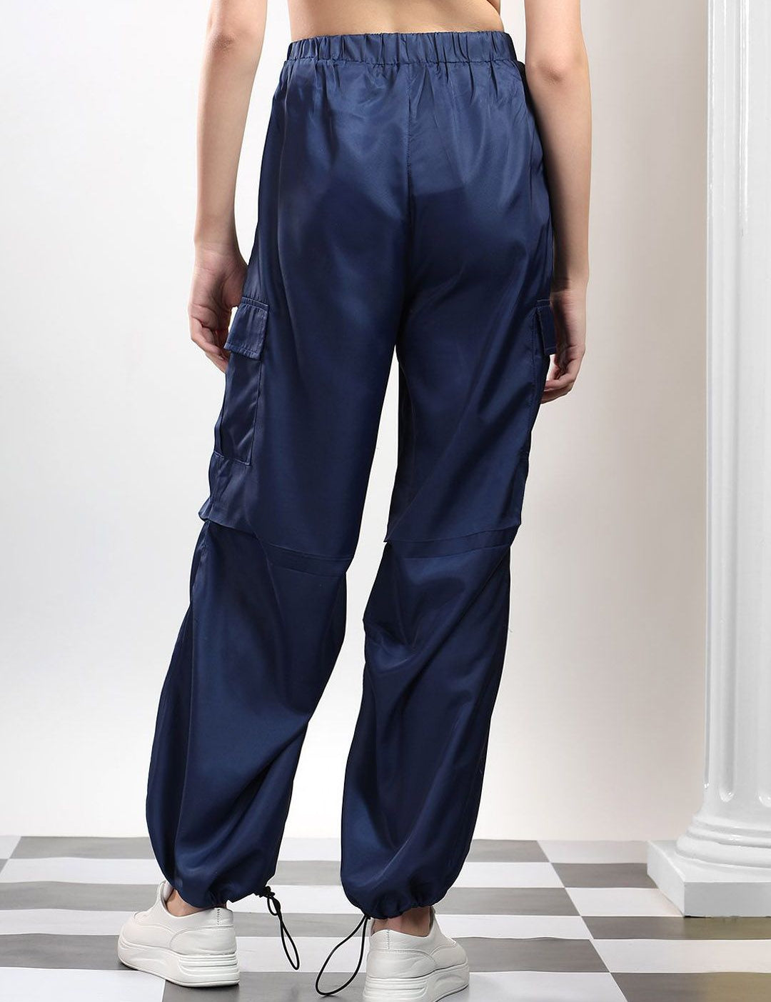 Kotty Women High-Rise Easy Wash Pleated Cargos Trousers