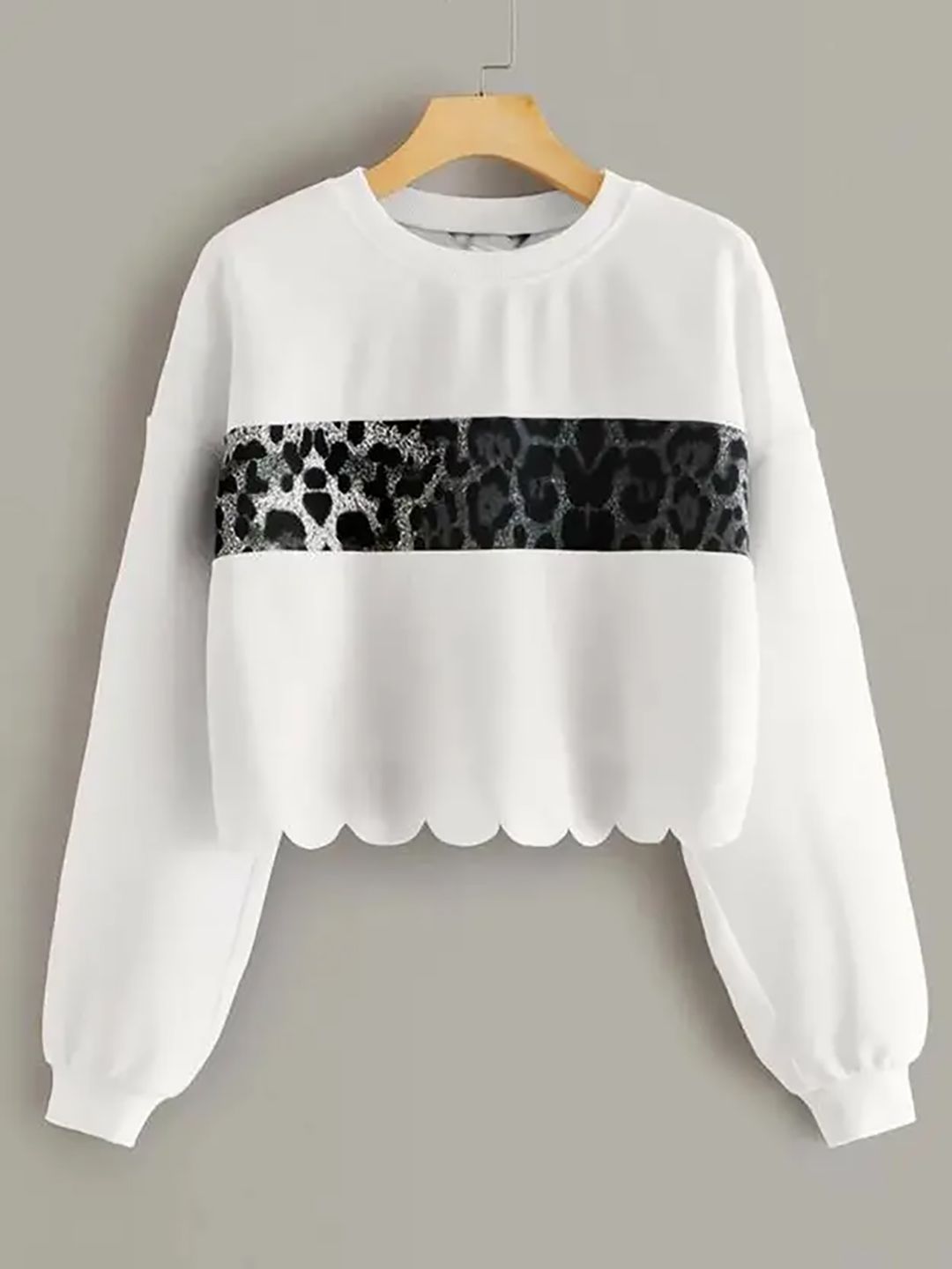 Kotty Women Animal Printed Full Sleeve Sweatshirt