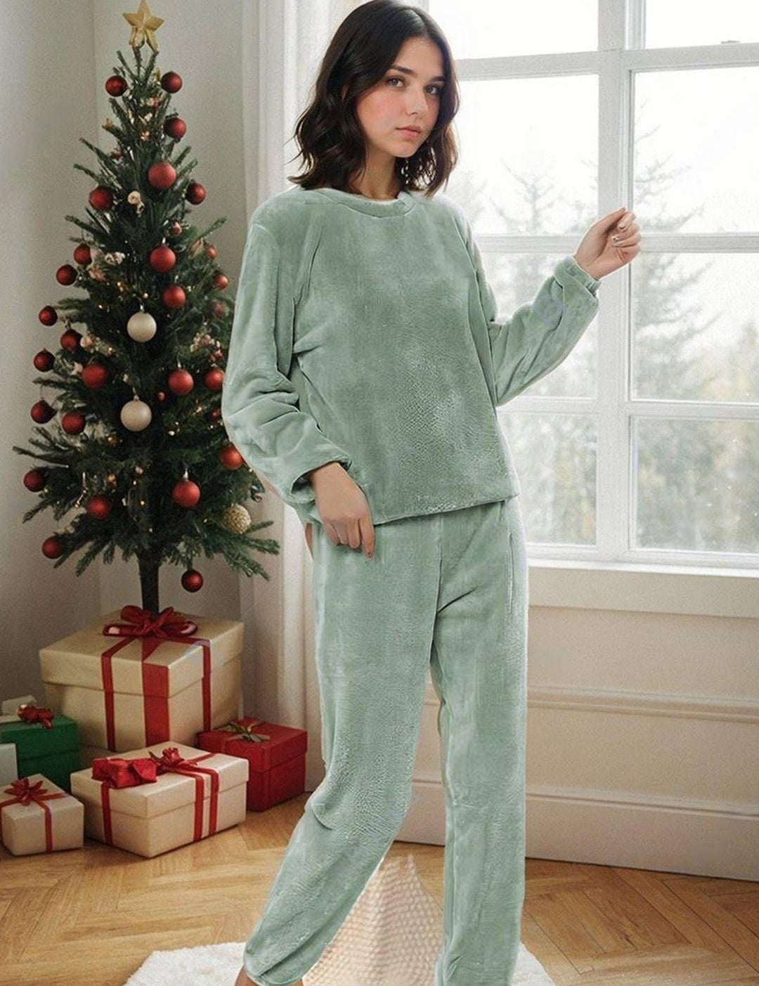 Kotty Women Round Neck T-shirt and Pyjamas Night suit