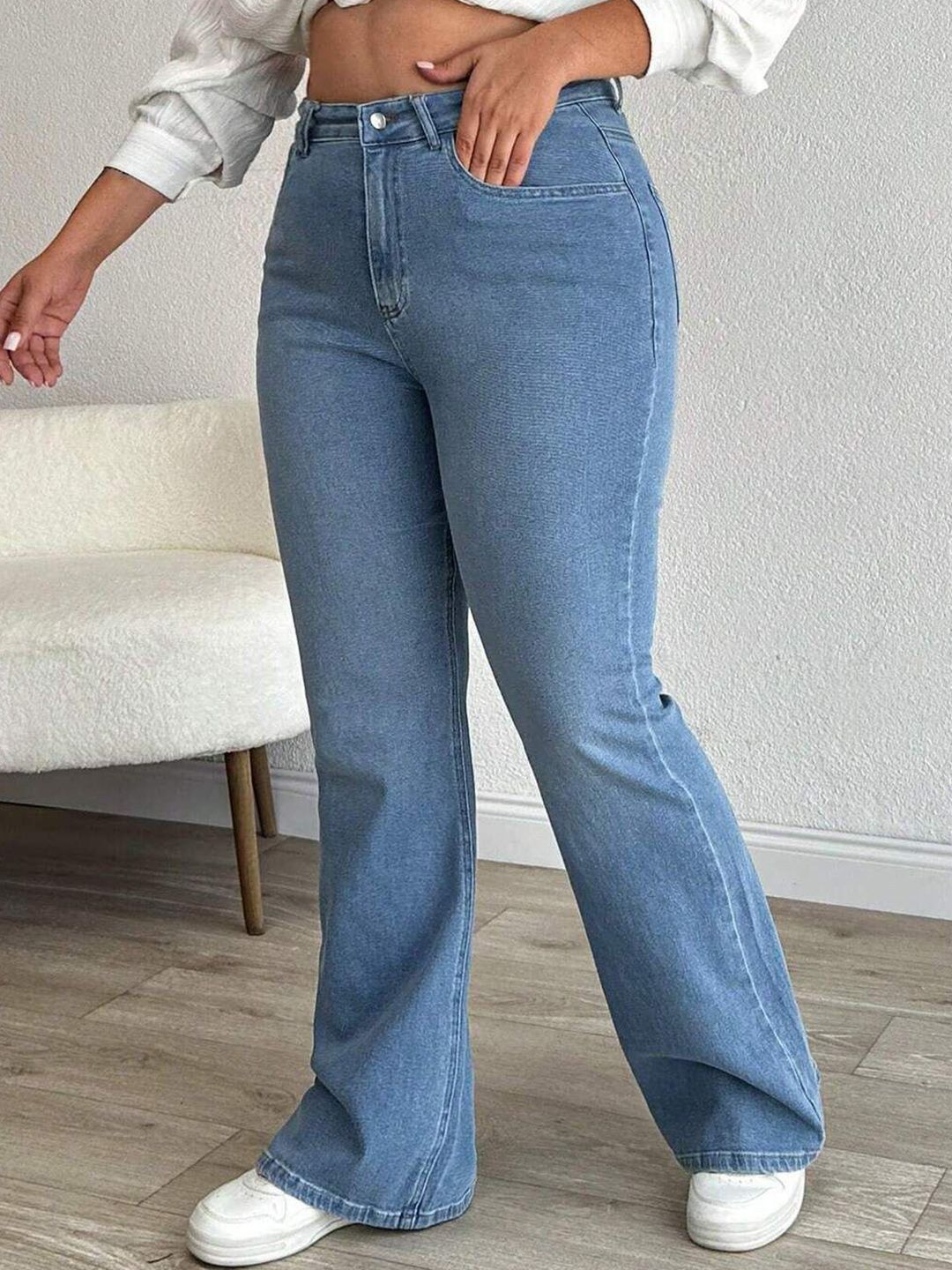 Kotty Women Flared Light Fade High-Rise Jeans