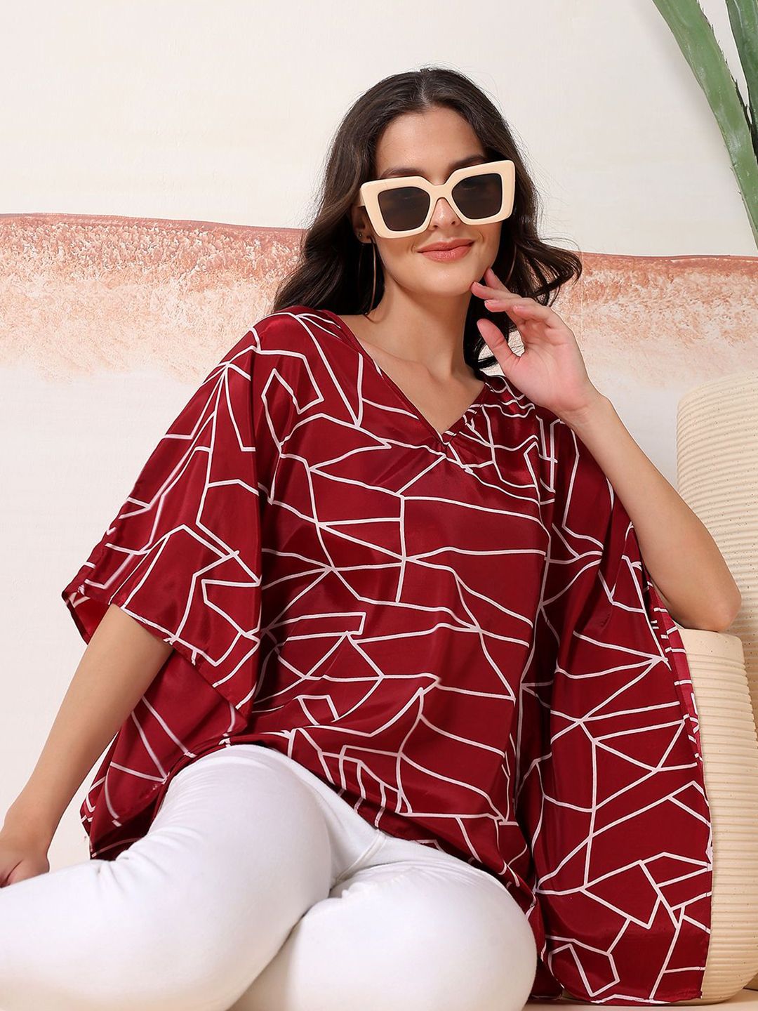 Kotty Women Abstract Print Kimono Sleeve Satin Kaftan Top