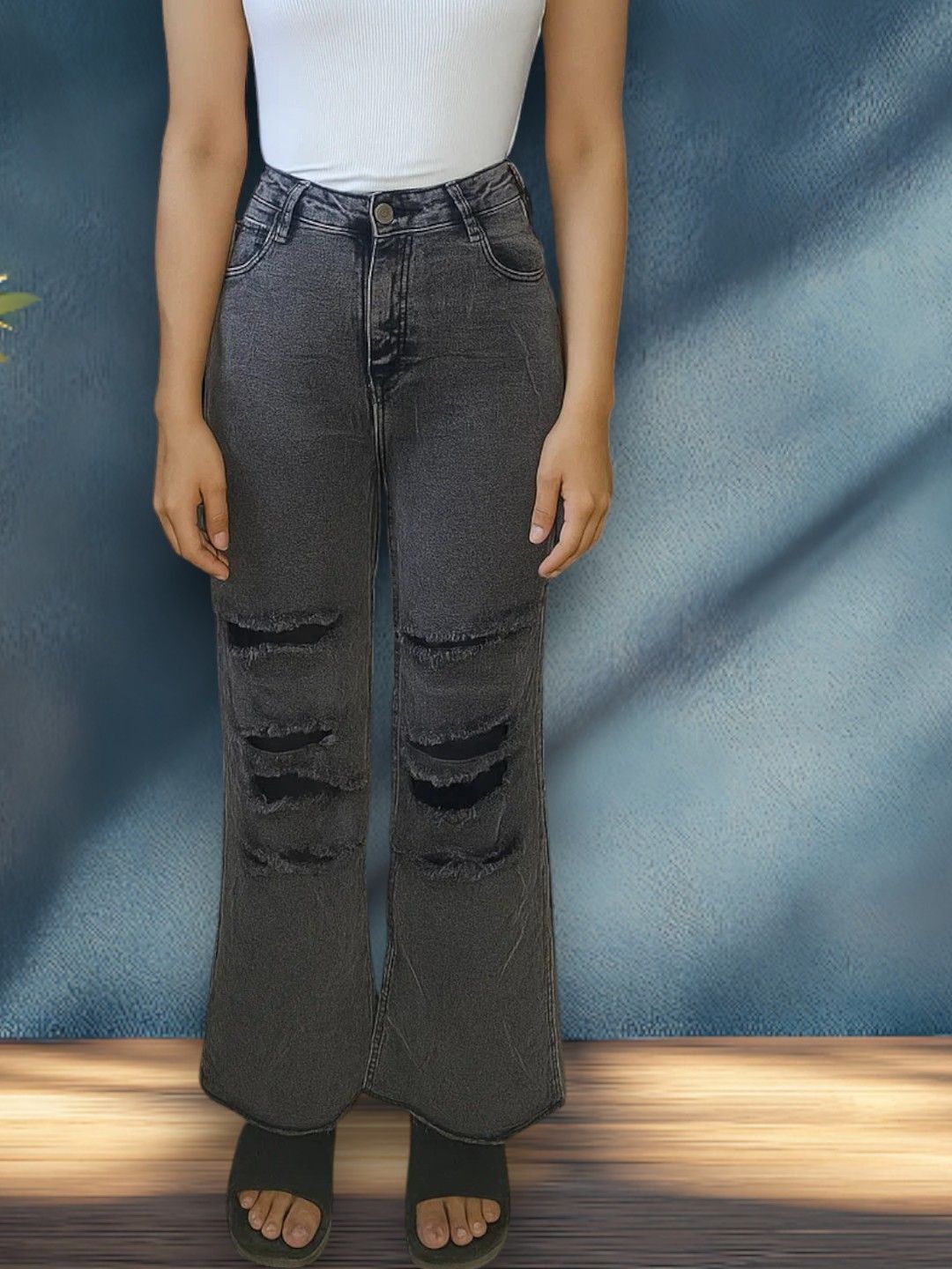 Kotty Women Regular Fit High-Rise Highly Distressed Light Fade Stretchable Jeans