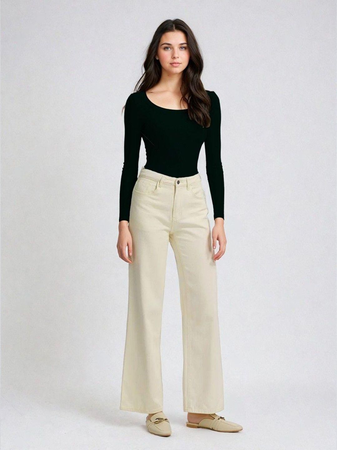 Kotty Women Solid Scoop Neck Top