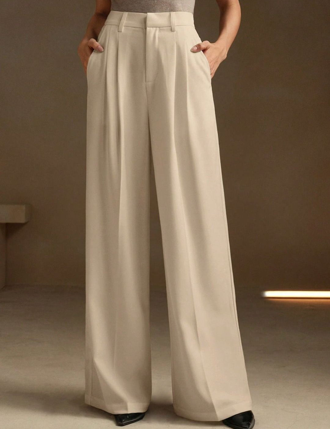 Kotty Women Relaxed Straight Leg High-Rise Pleated Parallel Trousers