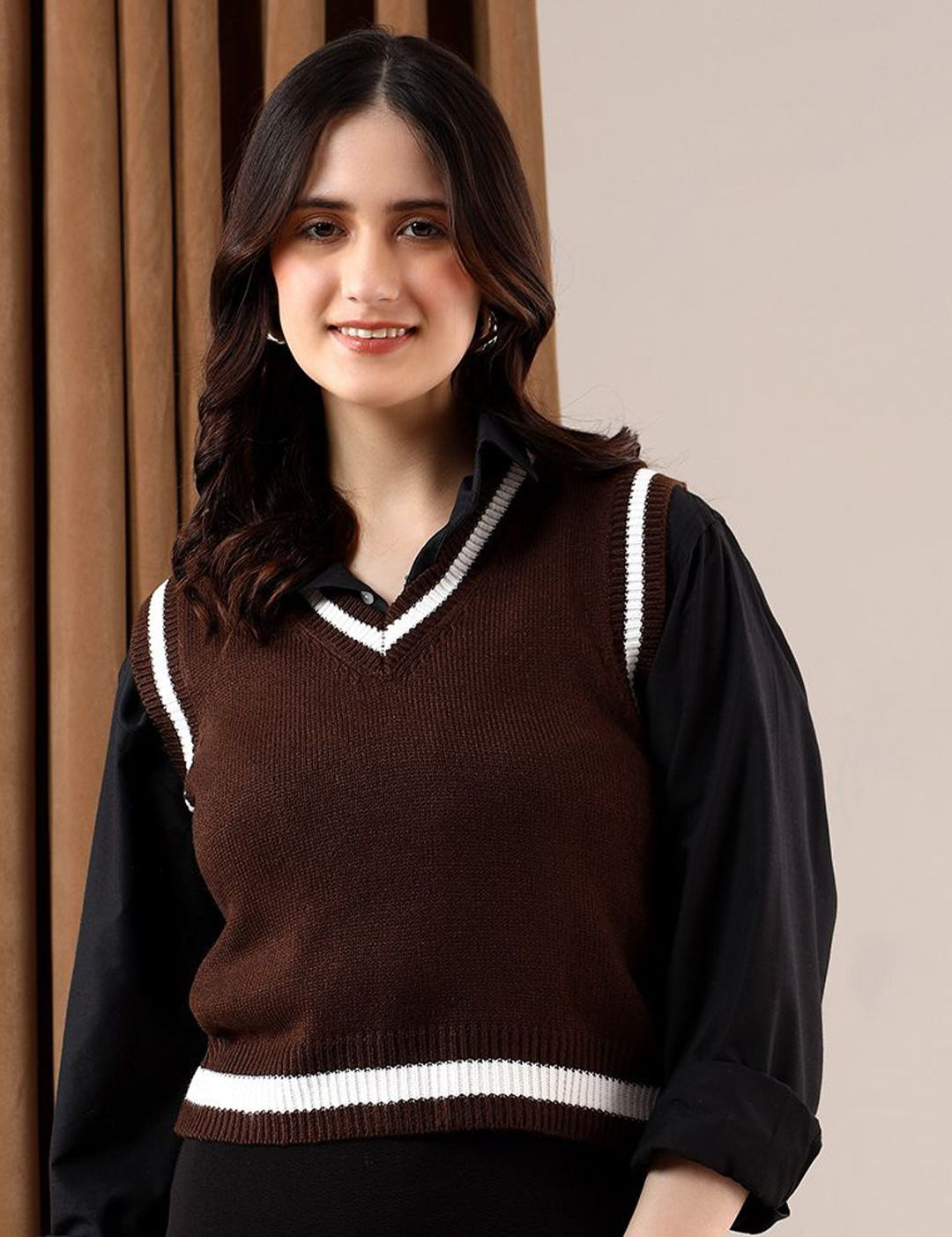 Kotty Women Crop Sweater Vest