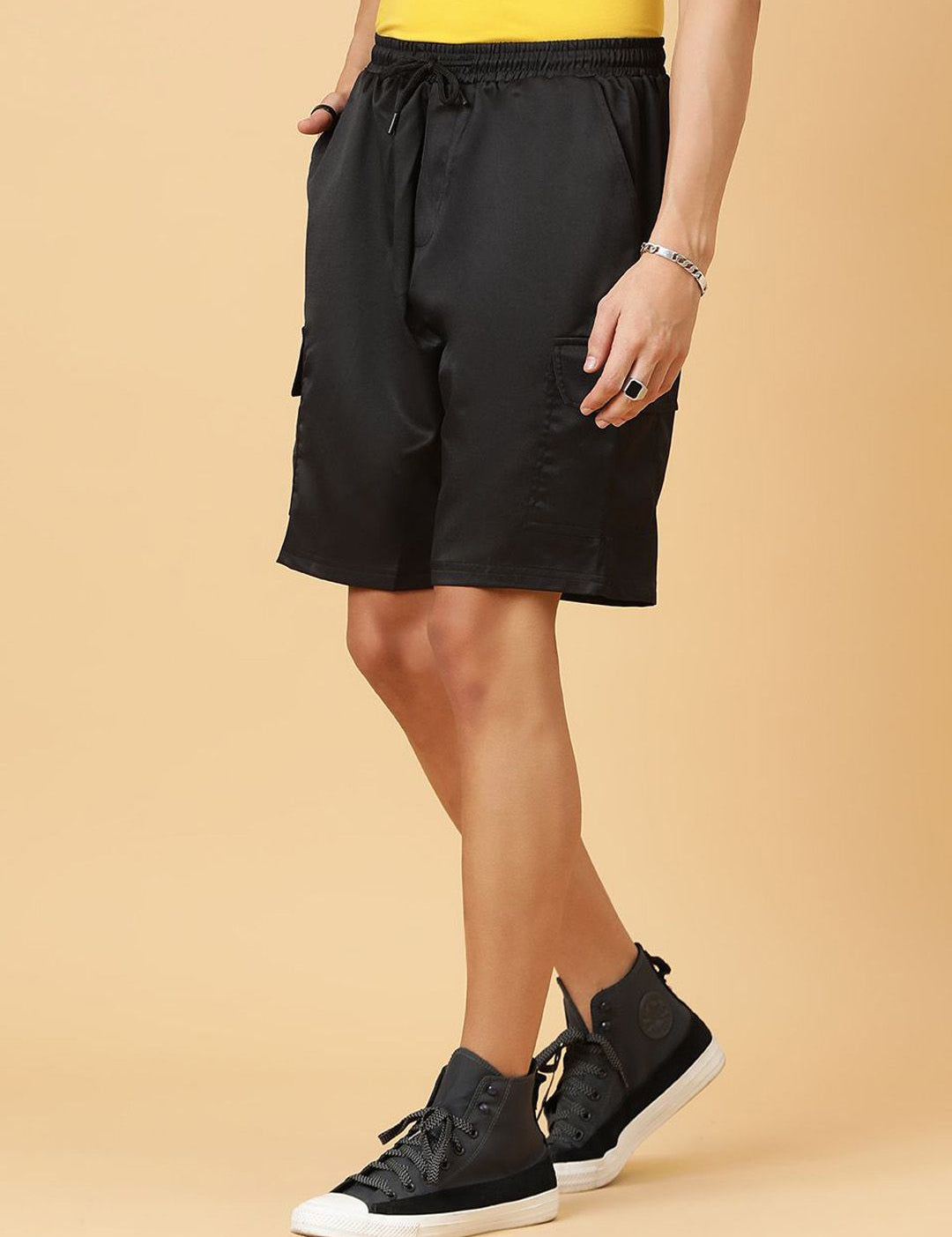 Kotty Men Low-Rise Shorts