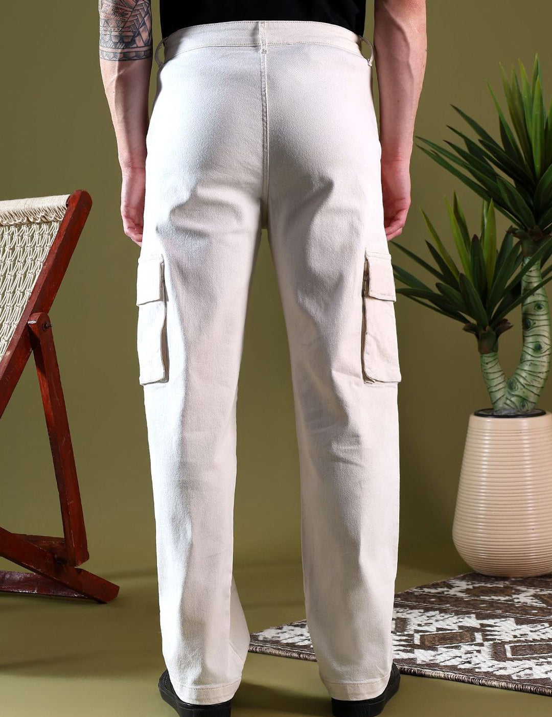 Kotty Men Jean Low-Rise Light Fade Stretchable Jeans