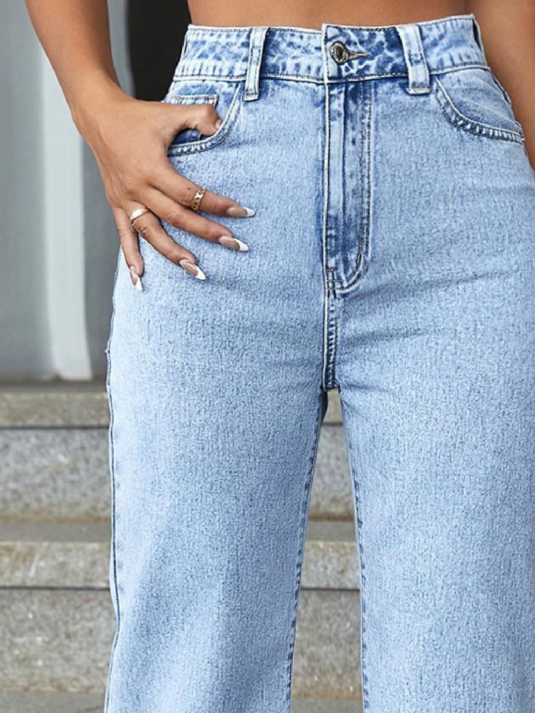 Kotty Women Jean Straight Fit High-Rise Heavy Fade Stretchable Jeans