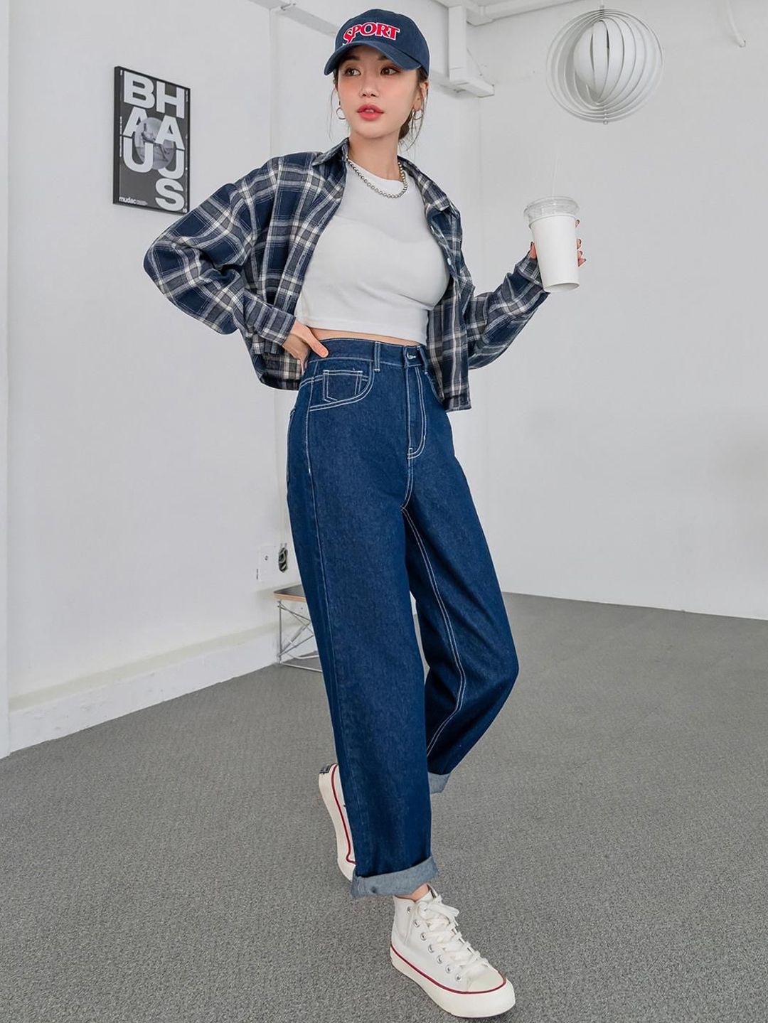 Kotty Women High-Rise Straight Fit Stretchable Jeans