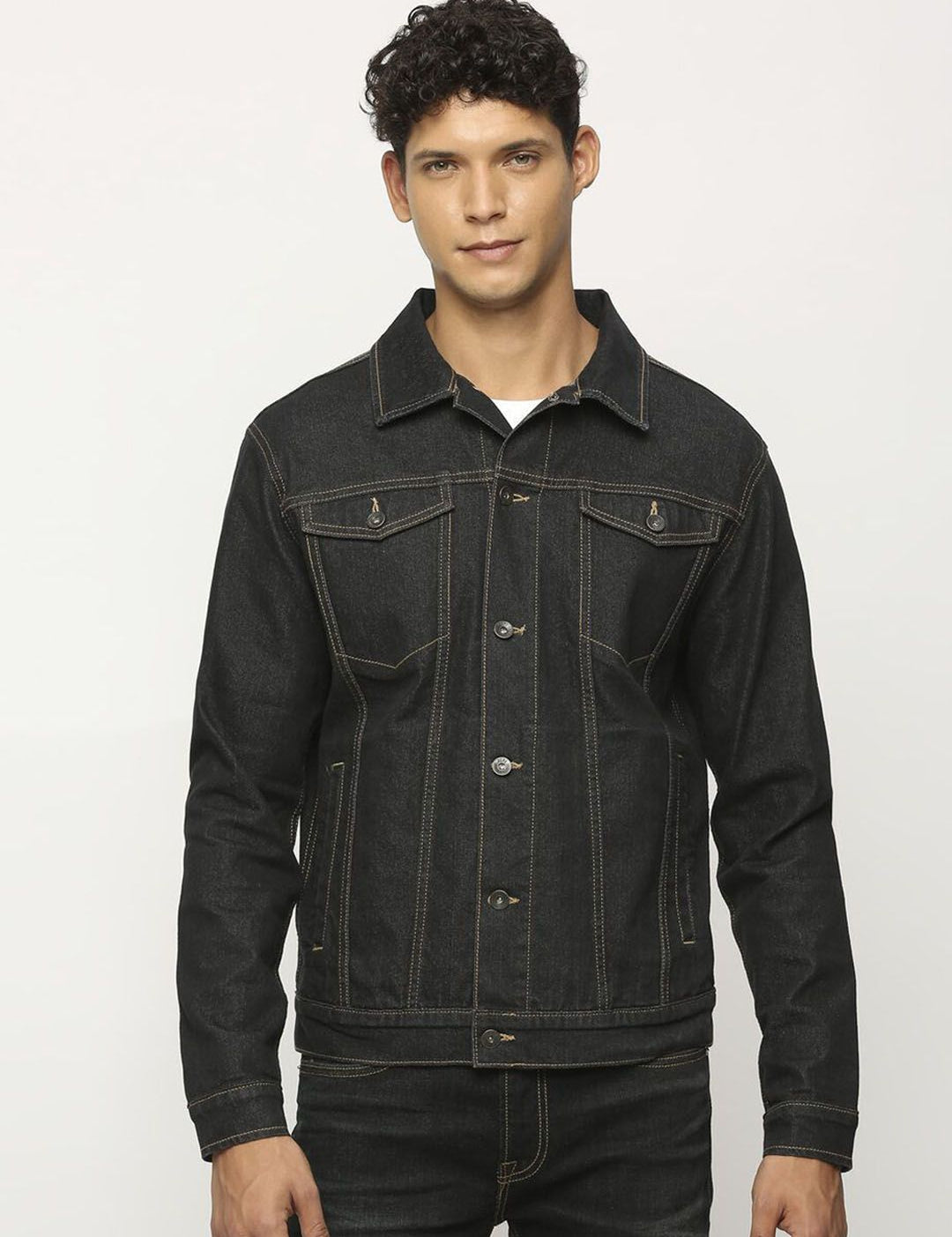 Kotty Men Insulator Denim Jacket with Patchwork