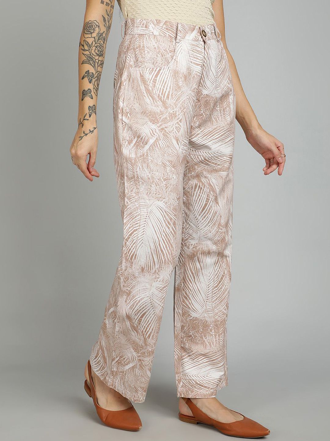 Kotty Women Floral Printed Straight Fit High-Rise Cotton Regular Trousers