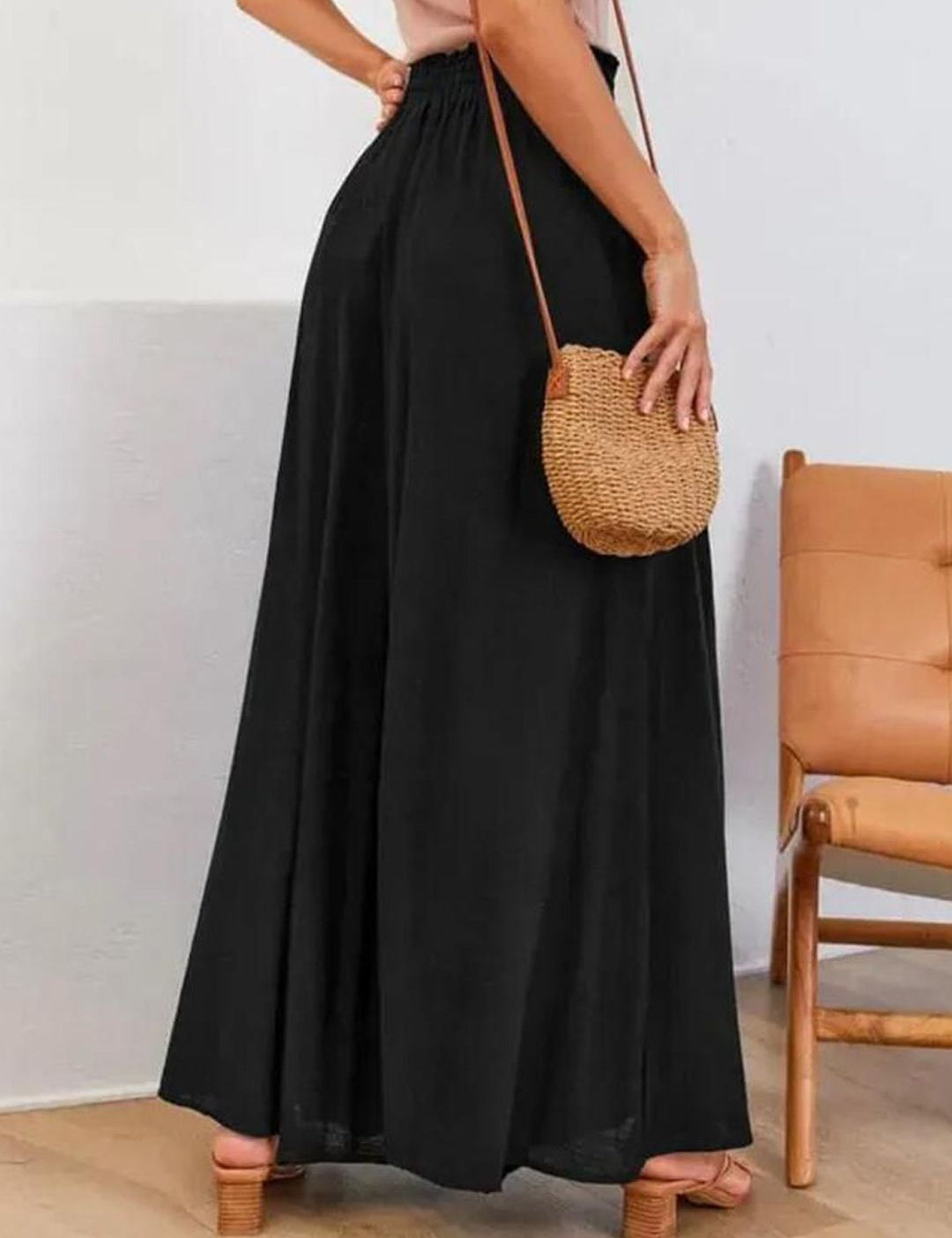 Kotty Women Loose Fit High-Rise Easy Wash Pleated Linen Trousers