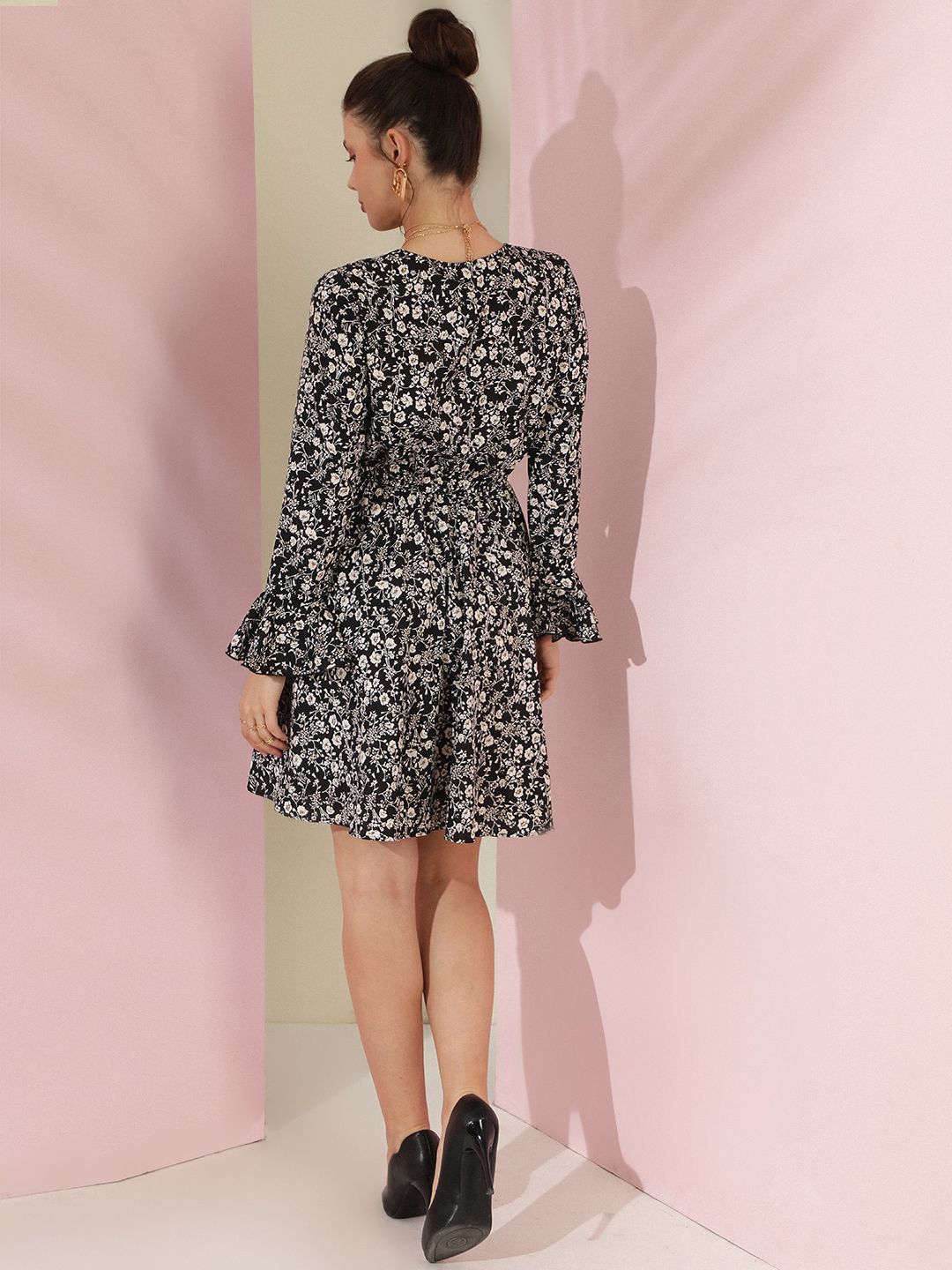 Kotty Women Floral Printed Puff Sleeve Fit & Flare Dress