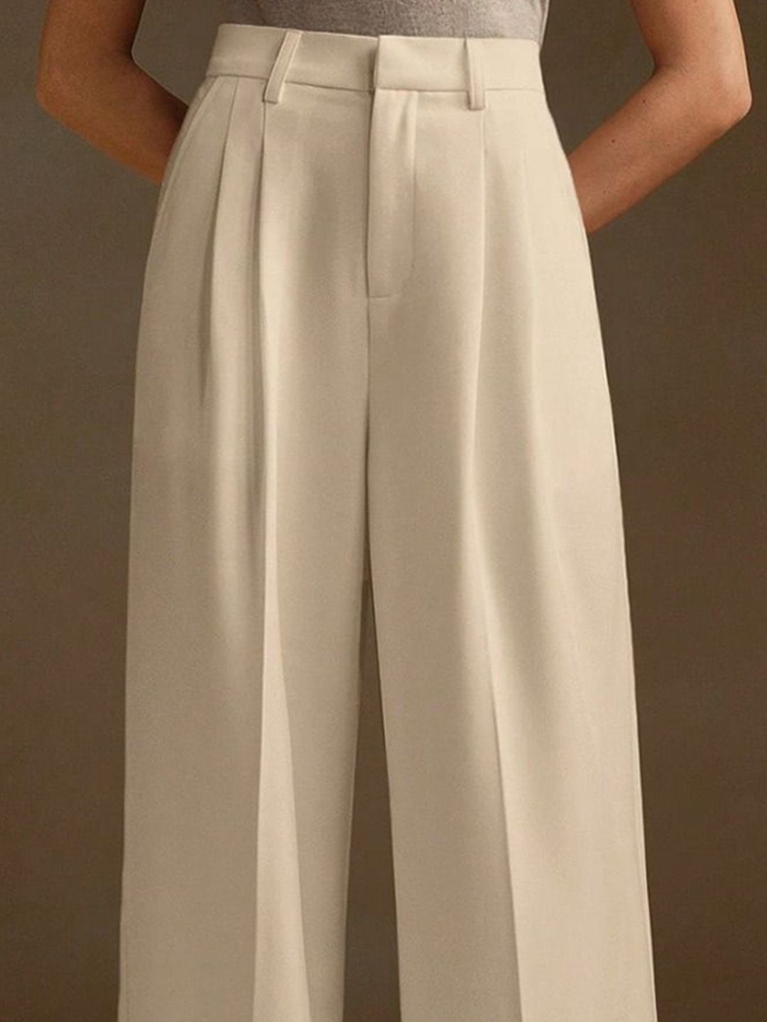 Kotty Women Relaxed Straight Leg High-Rise Pleated Parallel Trousers