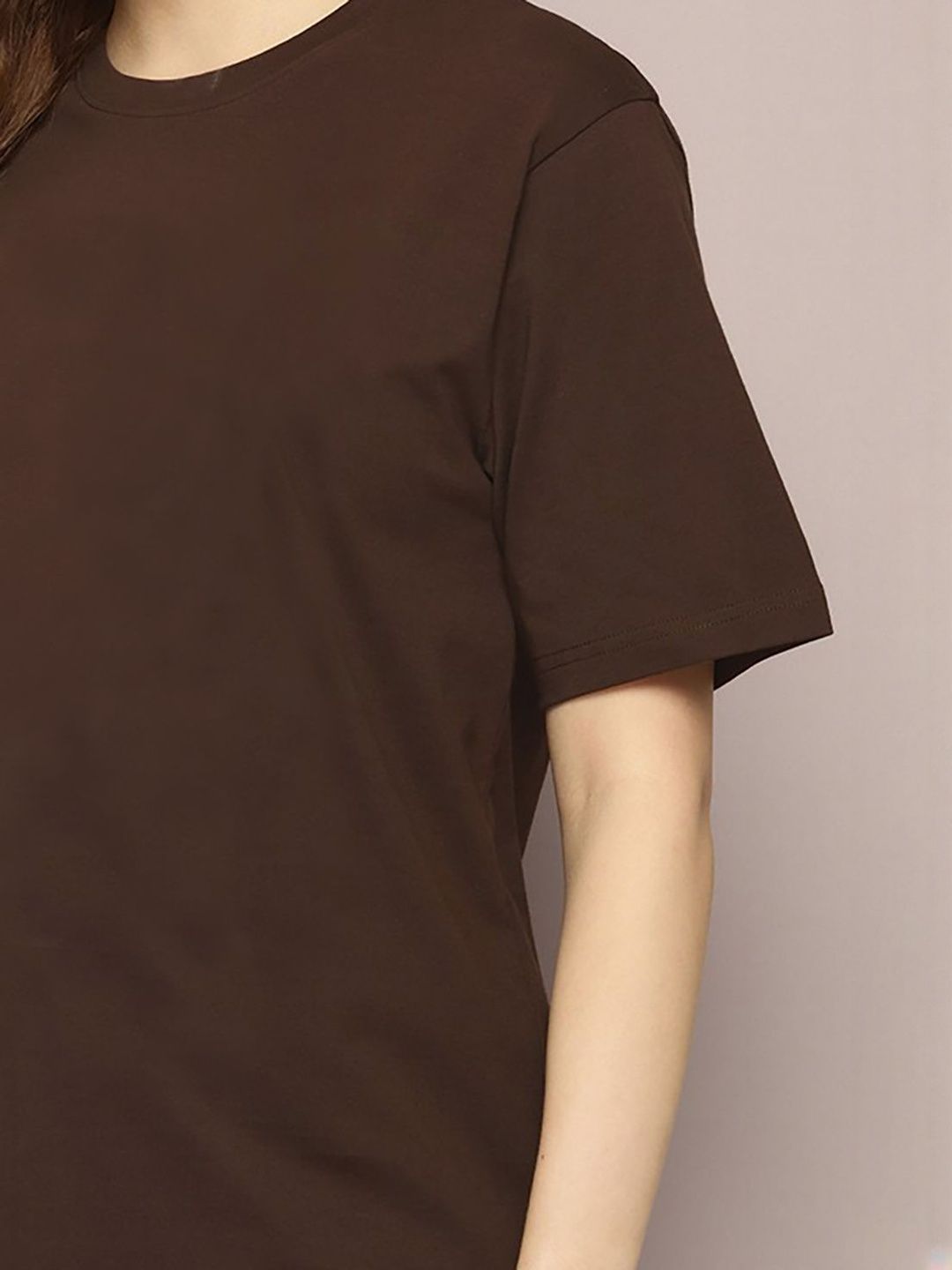 Kotty Round Neck Drop-Shoulder Sleeves Oversized T-shirt
