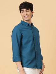 Kotty Men Relaxed Spread Collar Solid Casual Shirt