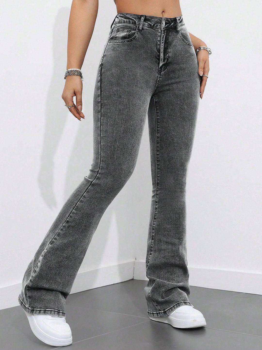 Kotty Women Flared High-Rise Stretchable Jeans