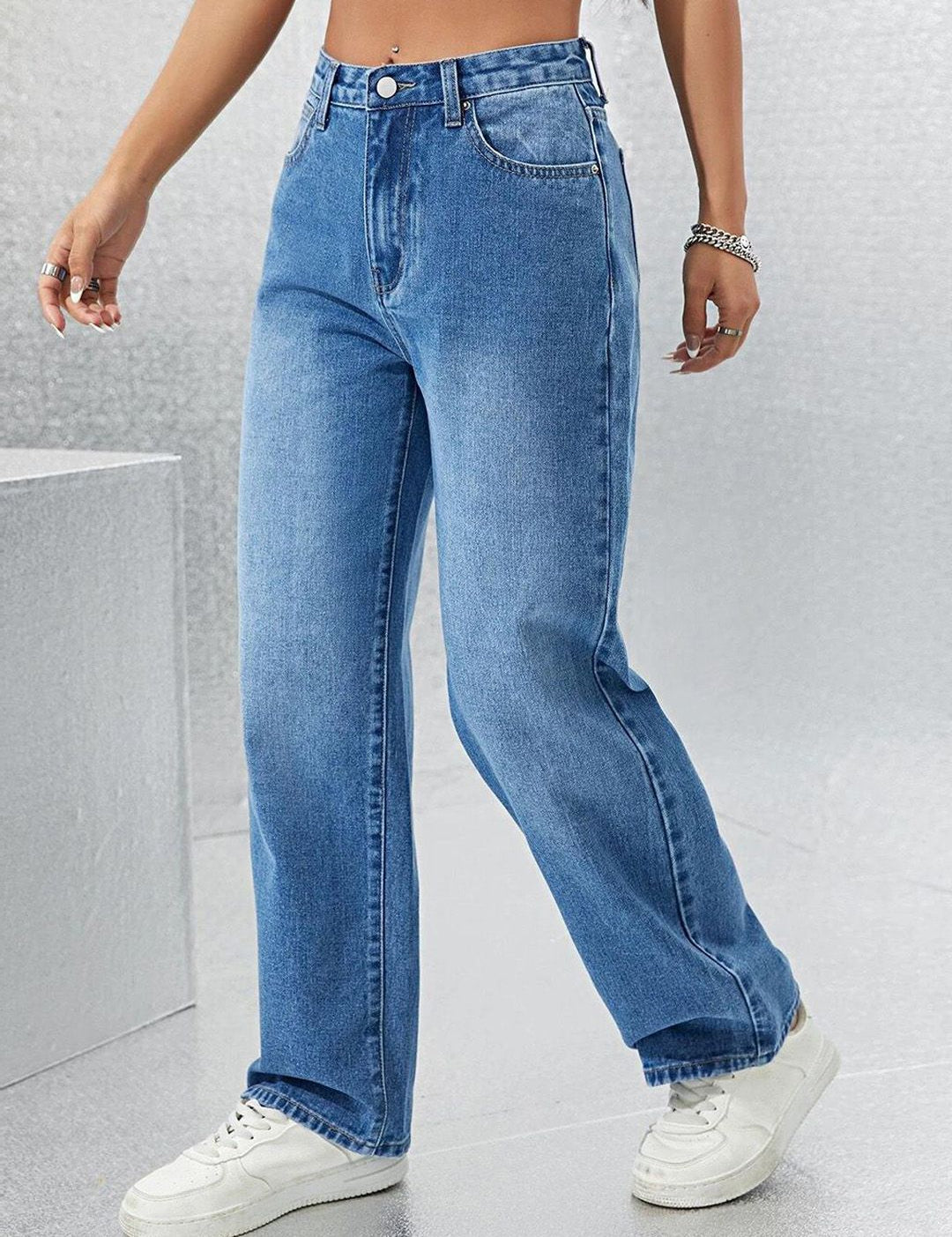 Kotty Women Straight Fit High-Rise Stretchable Jeans